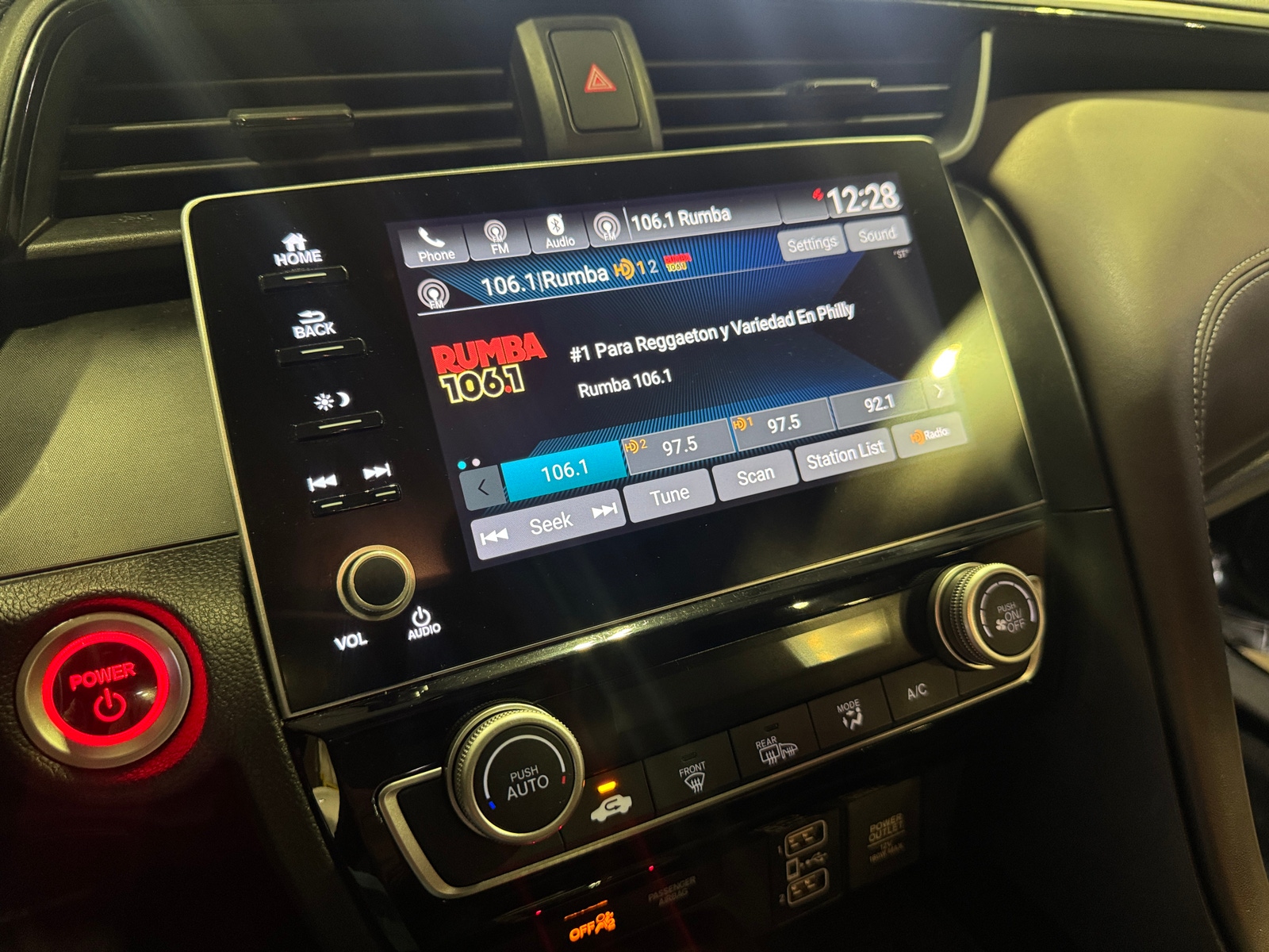 Thumbnail: 2019 Honda Insight - 4