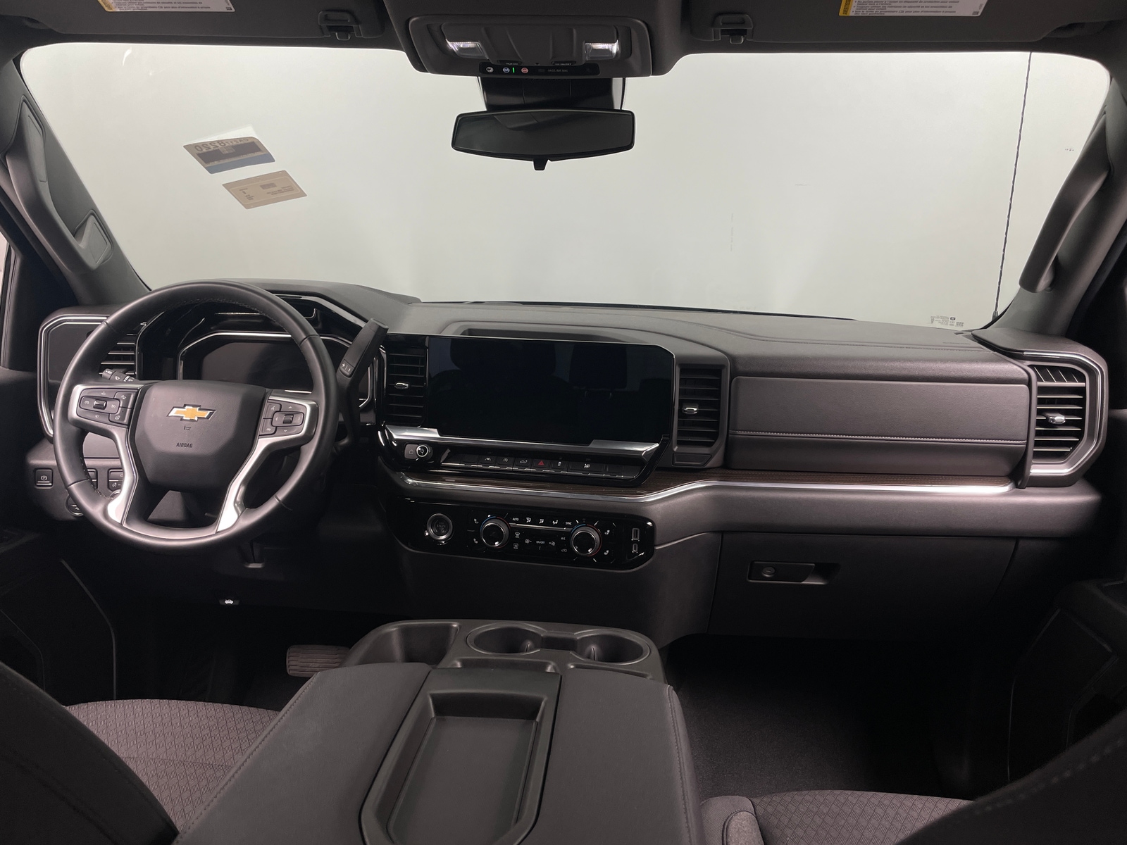 Thumbnail: 2024 Chevrolet Silverado 1500 - 3