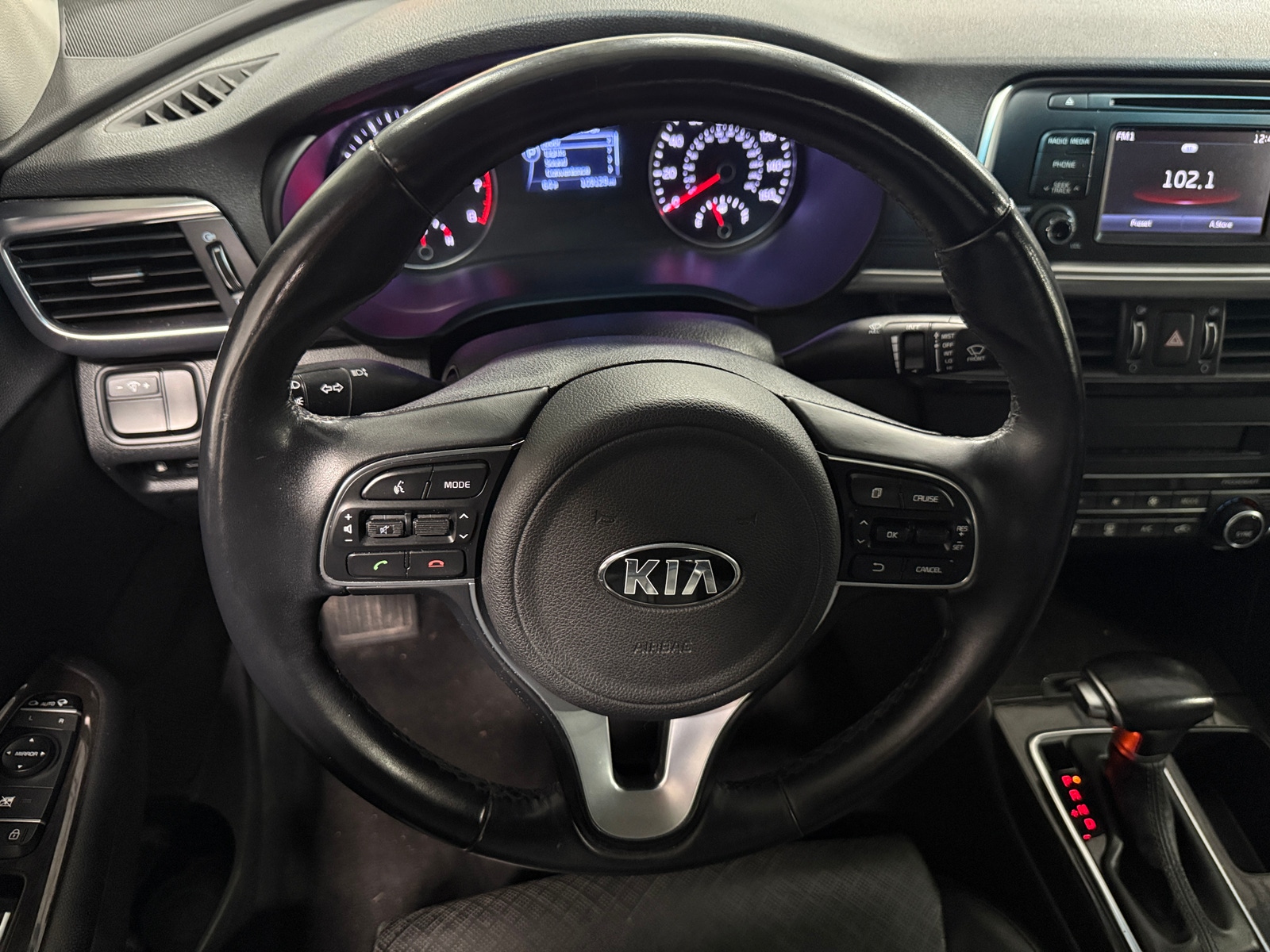 Thumbnail: 2016 Kia Optima - 4