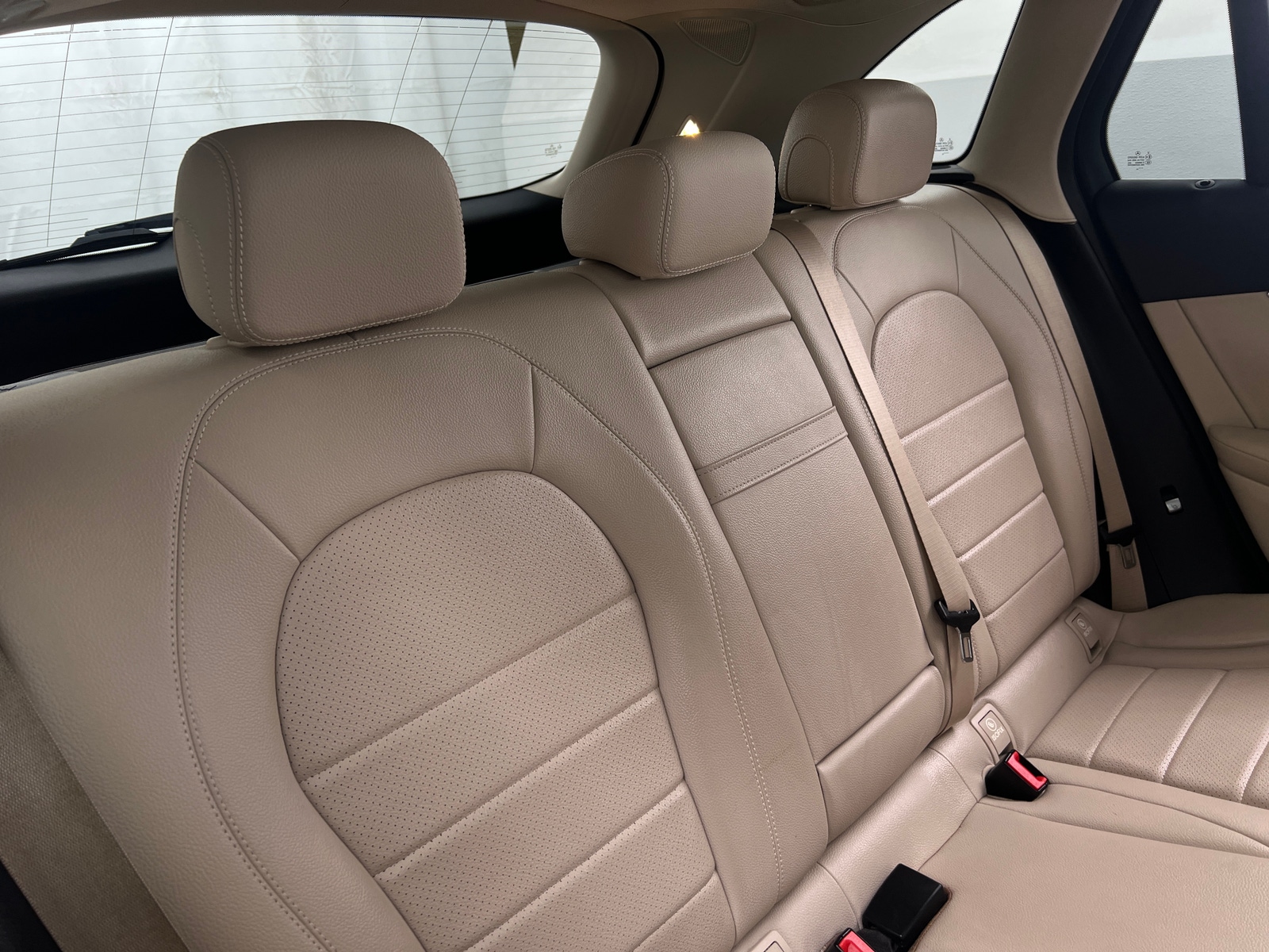 Thumbnail: 2016 Mercedes-Benz GLC - 5