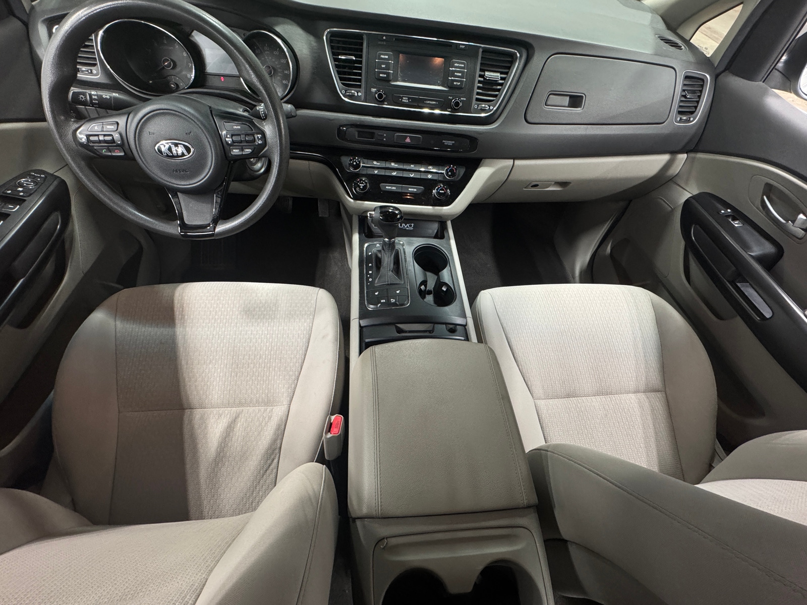 Thumbnail: 2016 Kia Sedona - 3