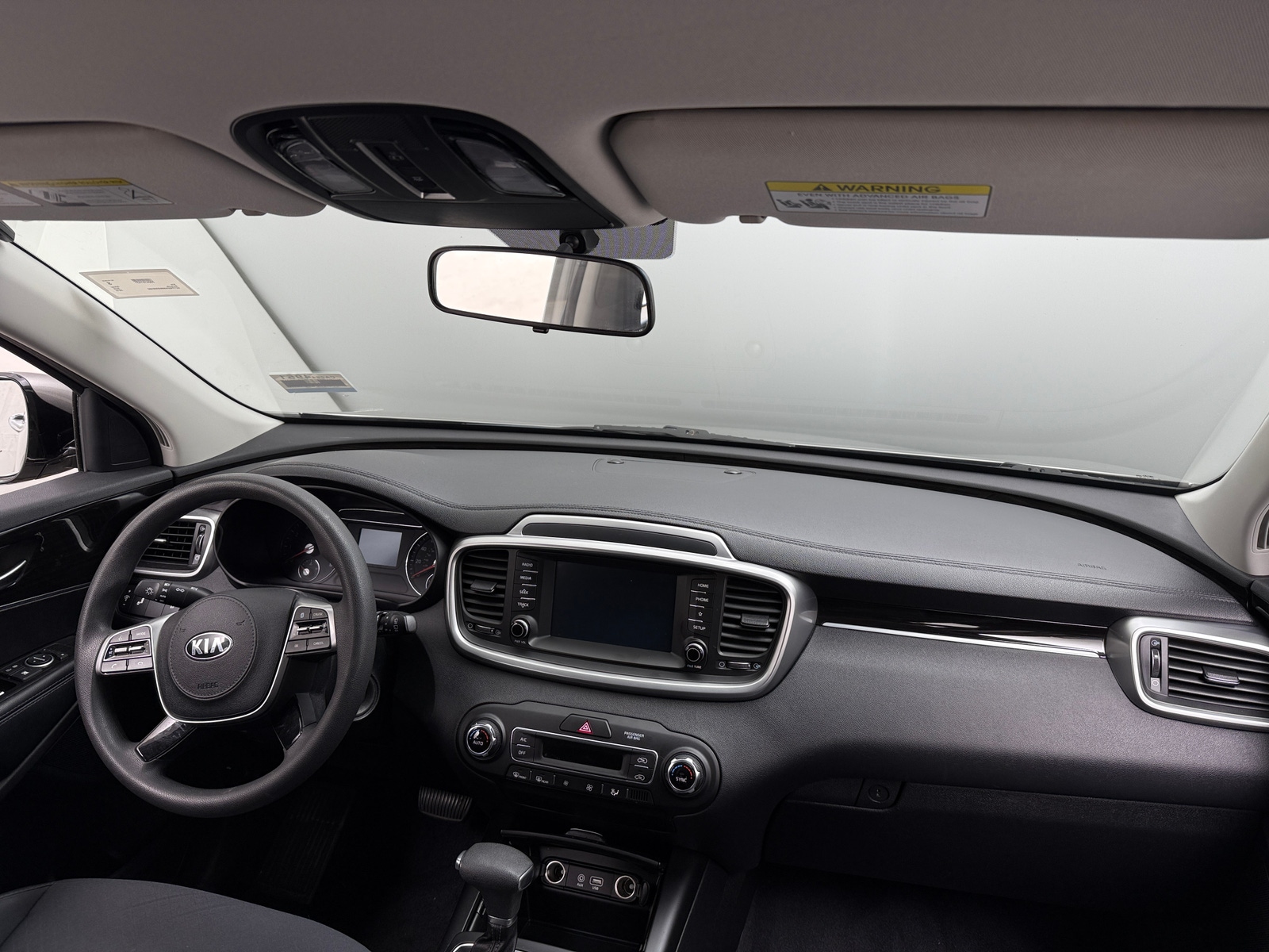 Thumbnail: 2019 Kia Sorento - 3