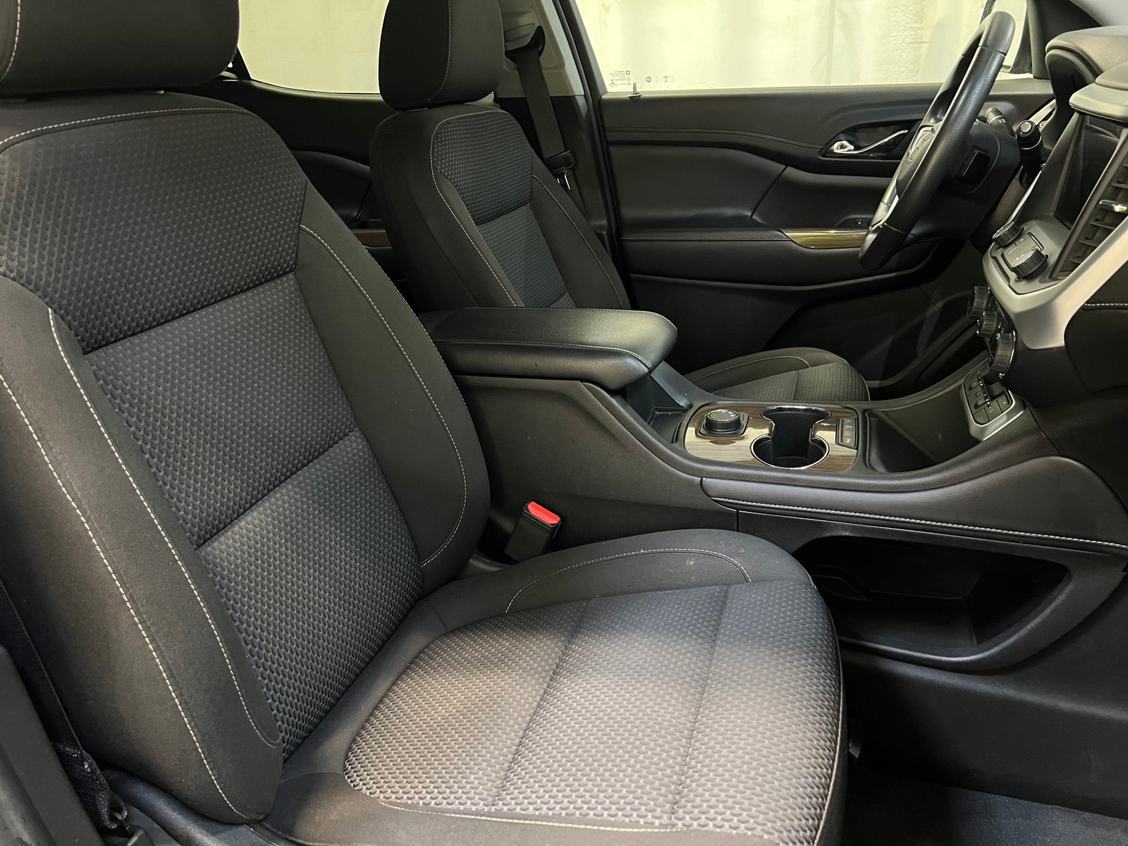 Thumbnail: 2023 GMC Acadia - 2