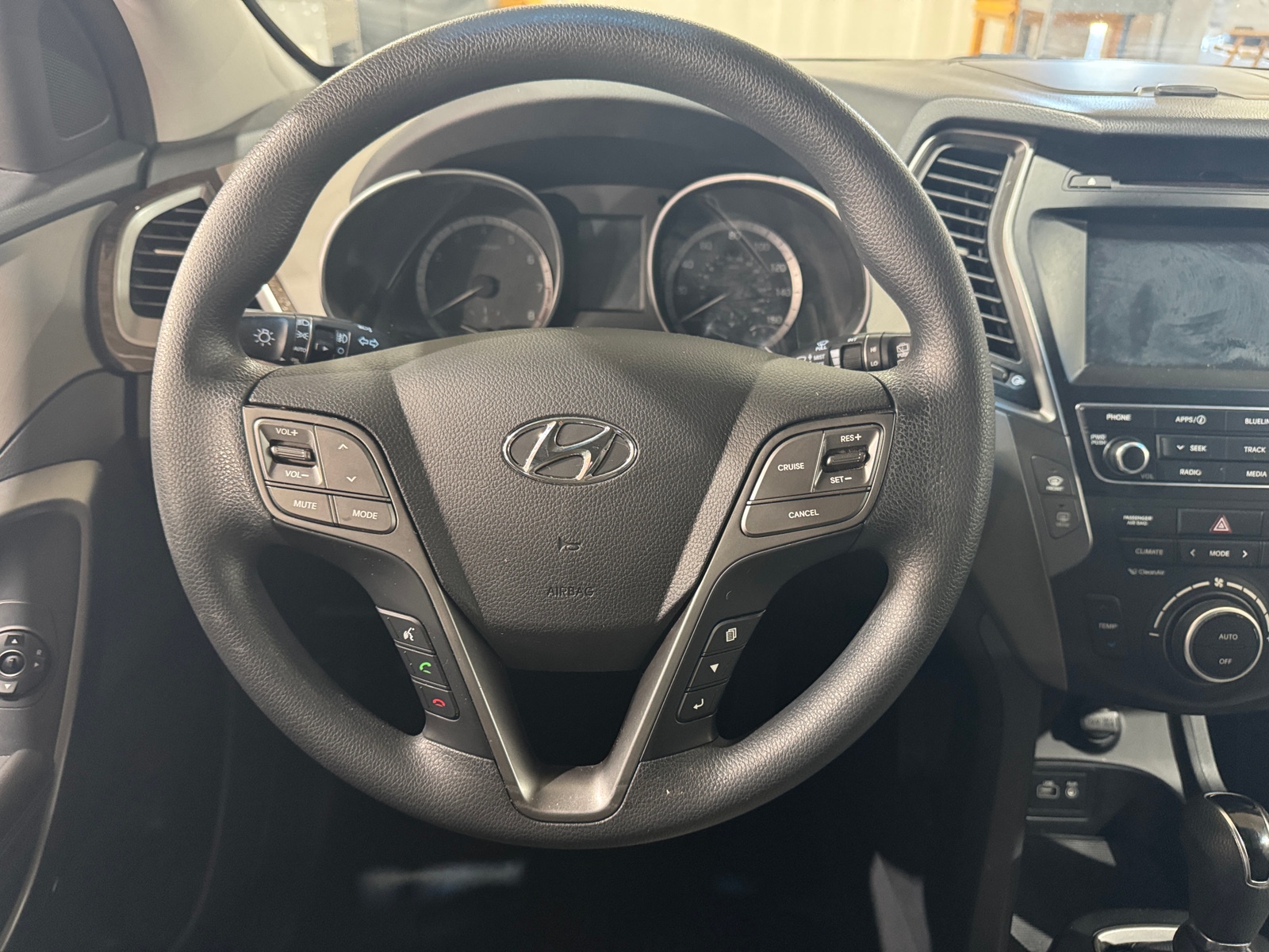 Thumbnail: 2018 Hyundai Santa Fe - 5