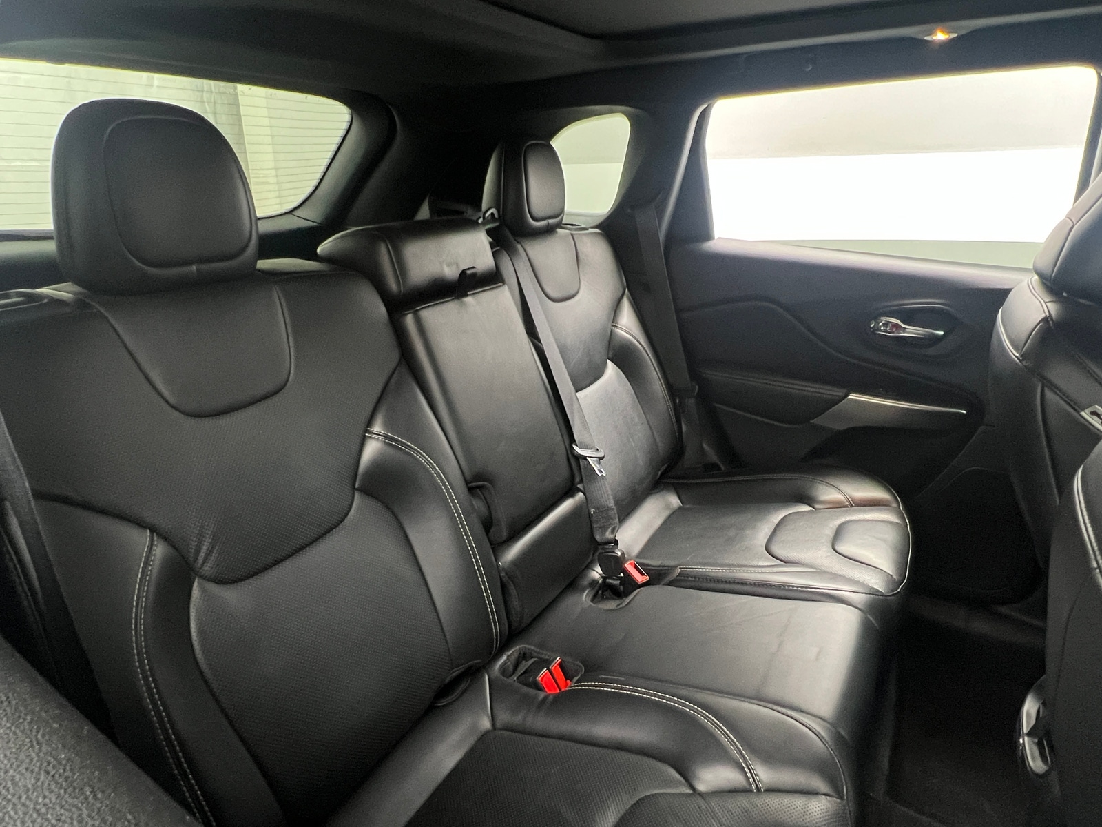 Thumbnail: 2021 Jeep Cherokee - 5