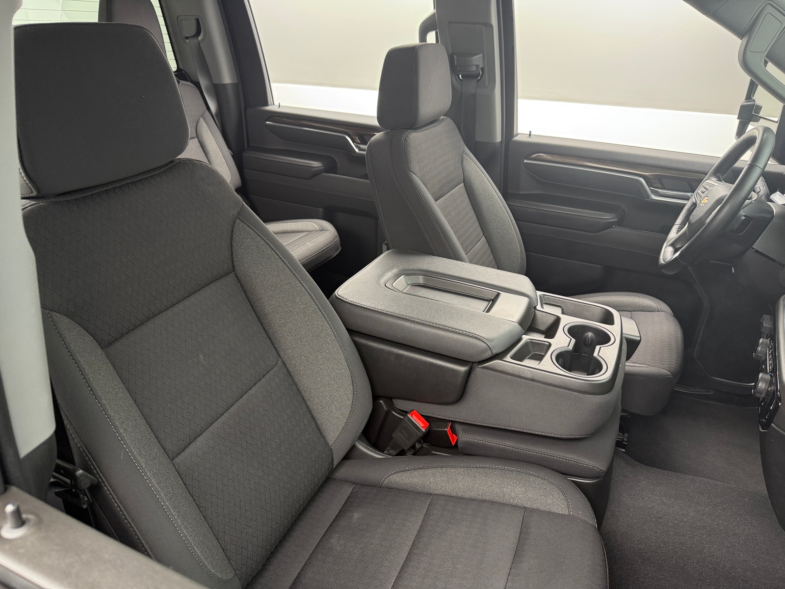 Thumbnail: 2024 Chevrolet Silverado 2500 - 2
