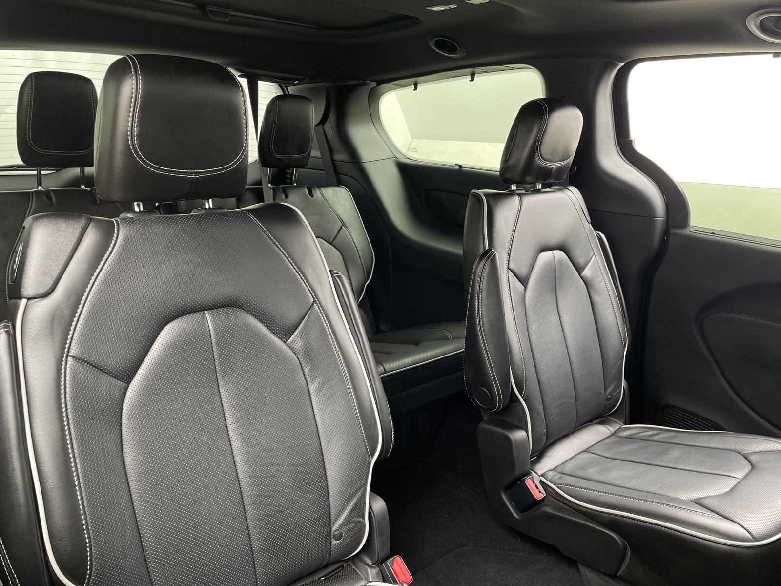 Thumbnail: 2021 Chrysler Pacifica - 5