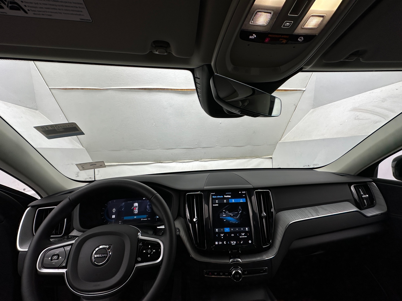 Thumbnail: 2025 Volvo XC60 - 2
