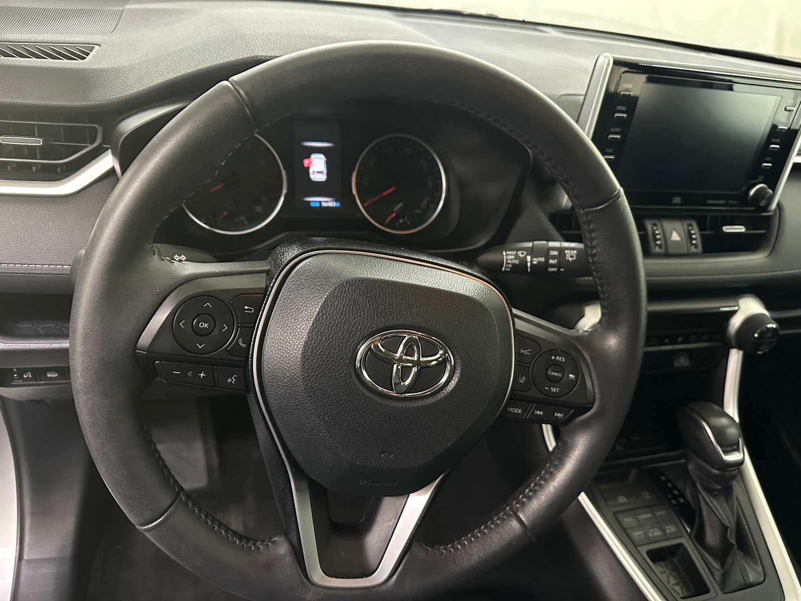 Thumbnail: 2019 Toyota RAV4 - 4