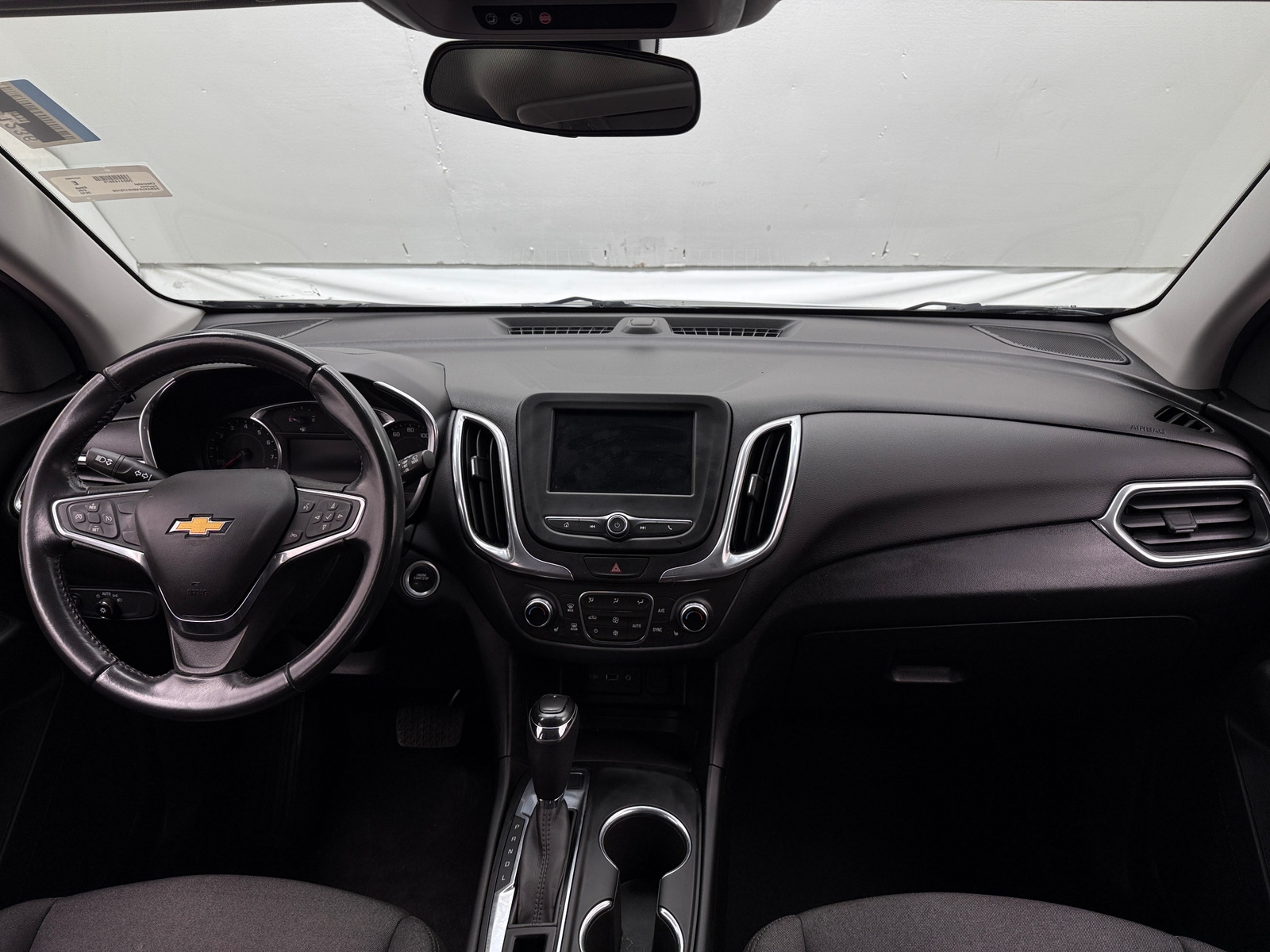 Thumbnail: 2019 Chevrolet Equinox - 3