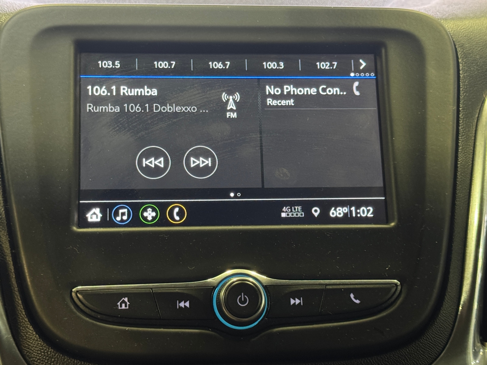 Thumbnail: 2019 Chevrolet Equinox - 4
