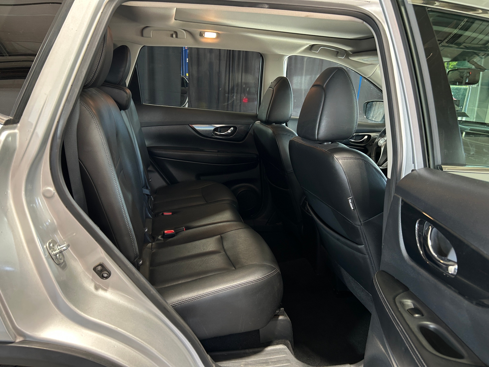 Thumbnail: 2015 Nissan Rogue - 5