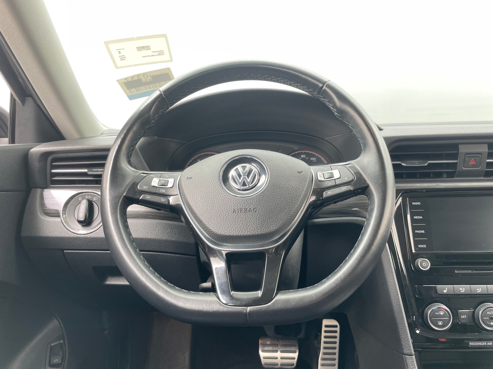 Thumbnail: 2020 Volkswagen Passat - 4