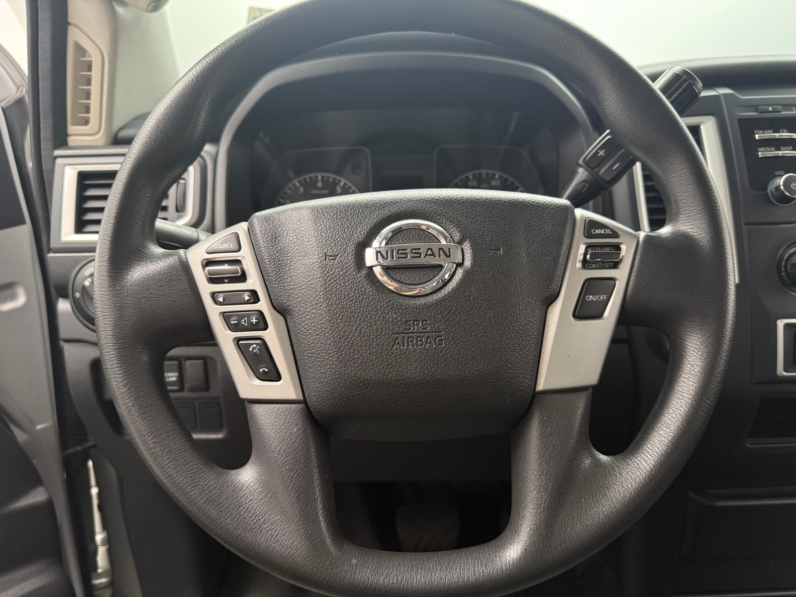 Thumbnail: 2017 Nissan Titan - 5