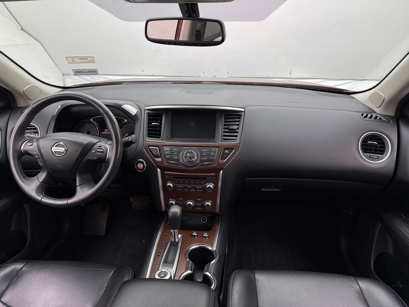 Thumbnail: 2017 Nissan Pathfinder - 2
