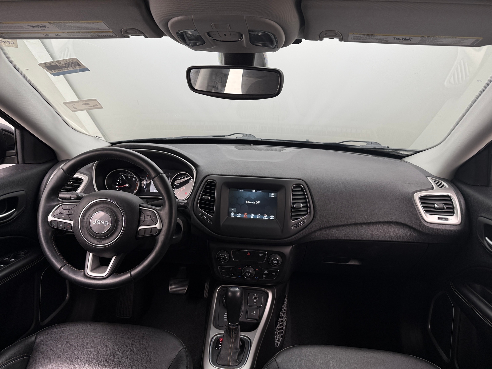 Thumbnail: 2020 Jeep Compass - 3