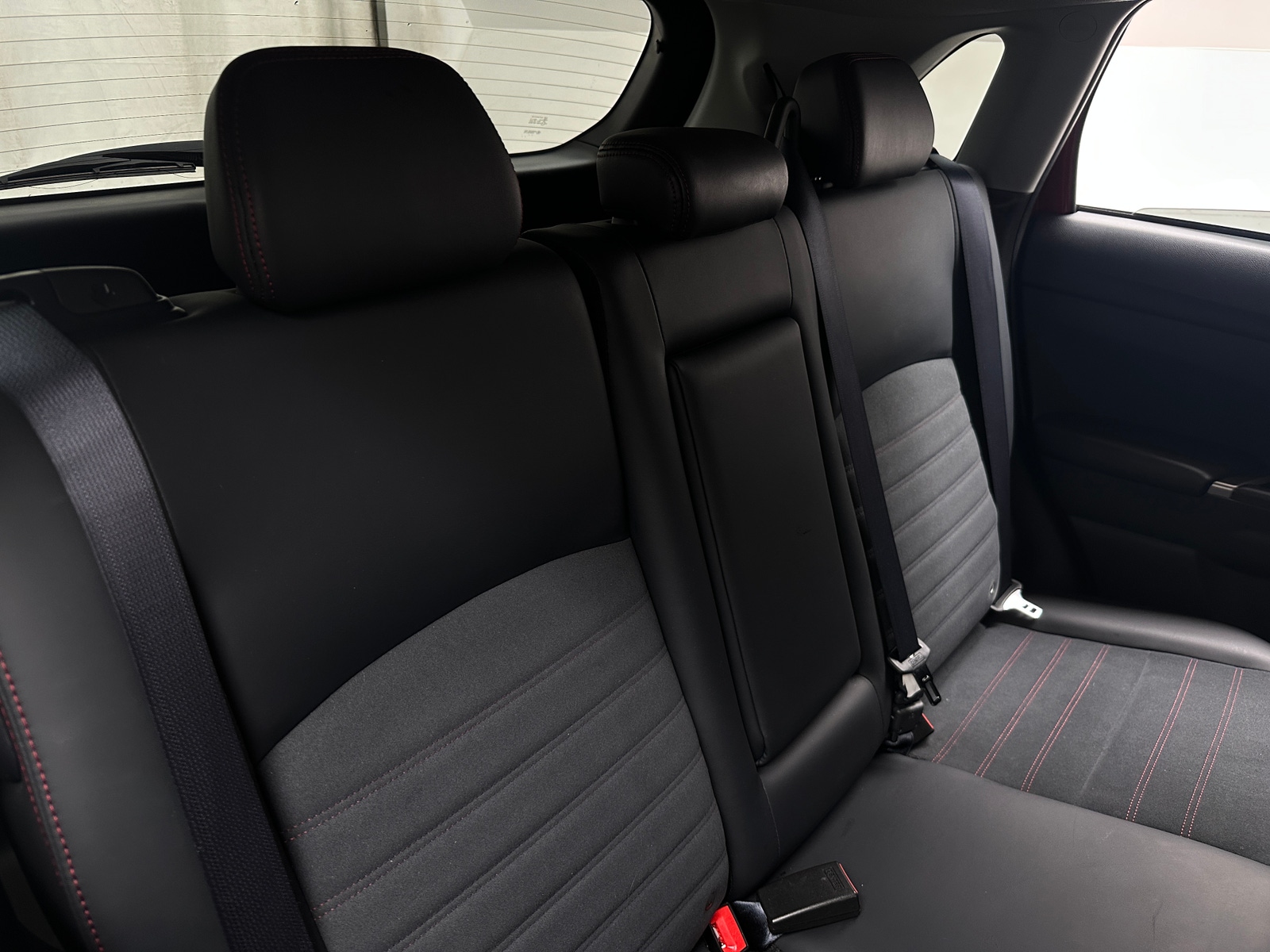 Thumbnail: 2024 Mitsubishi Outlander Sport - 6