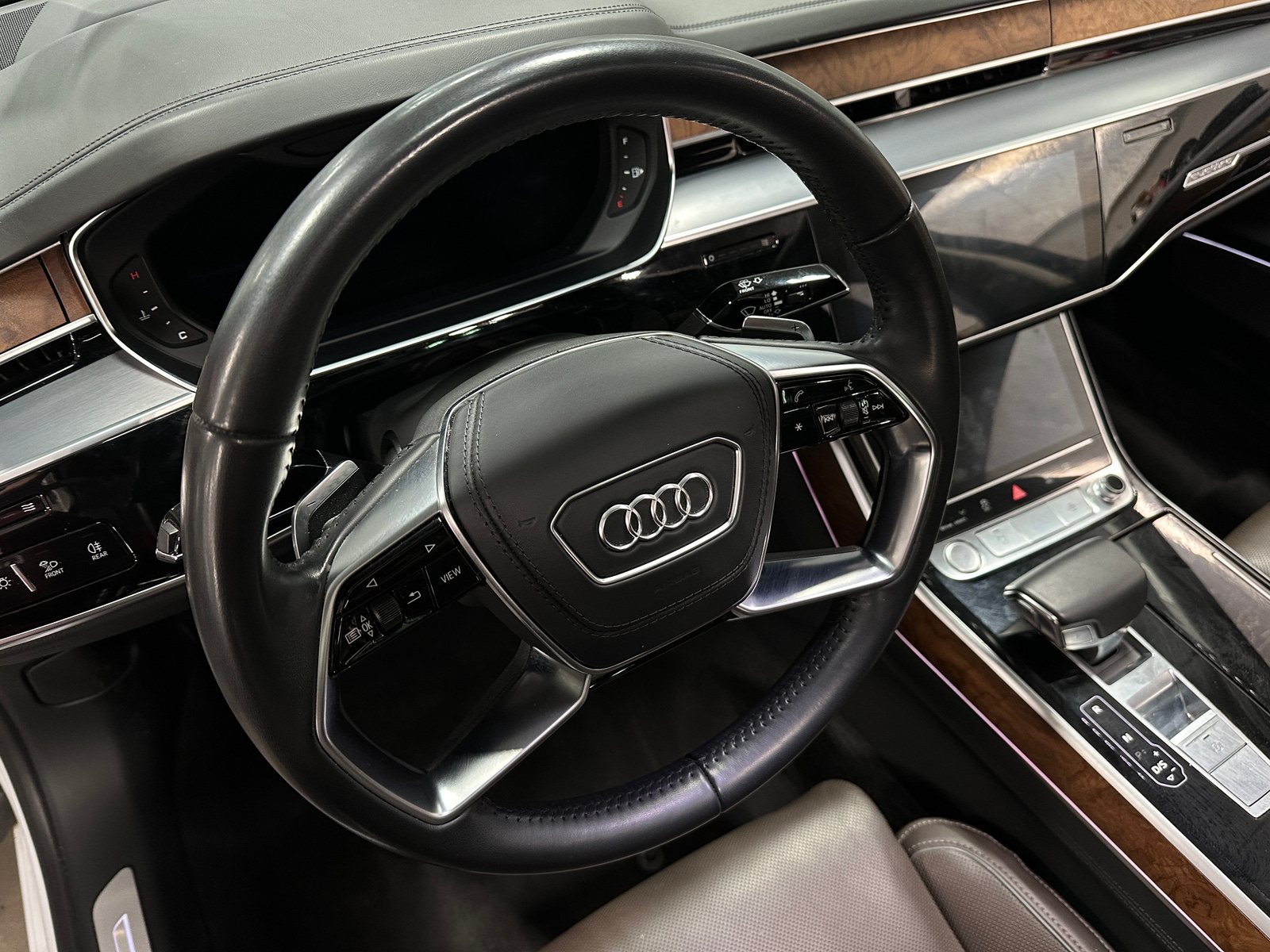 Thumbnail: 2019 Audi A8 - 4