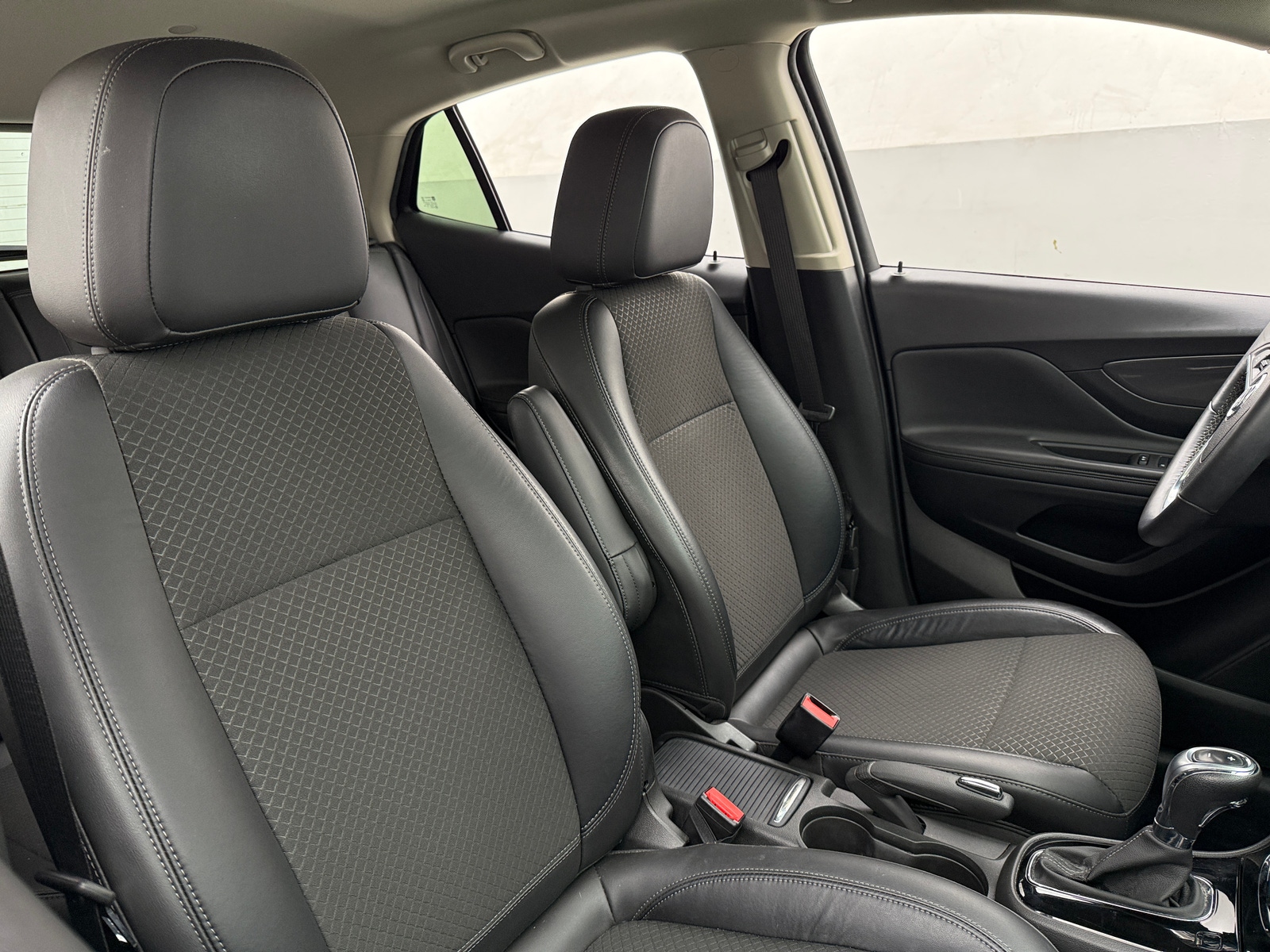 Thumbnail: 2017 Buick Encore - 2
