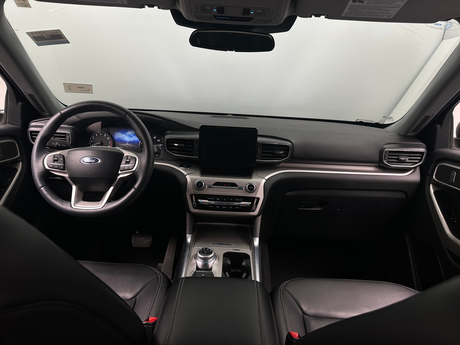 Thumbnail: 2023 Ford Explorer - 3