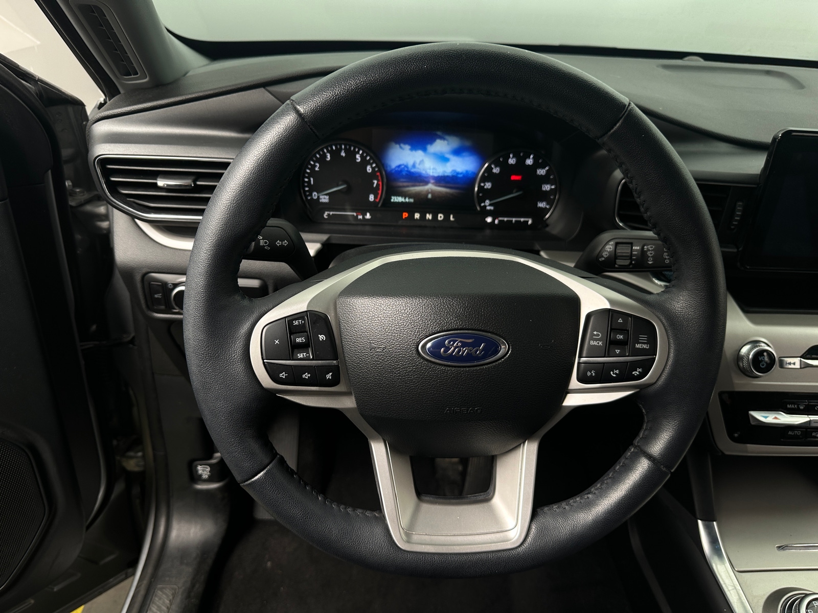 Thumbnail: 2023 Ford Explorer - 5