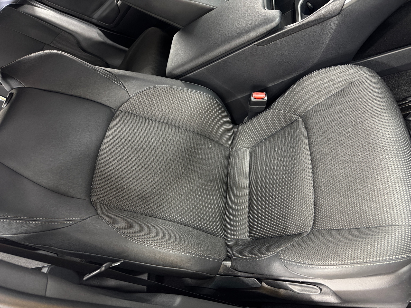 Thumbnail: 2024 Toyota bZ4X - 2