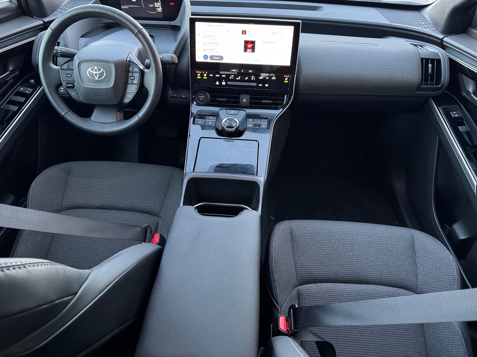 Thumbnail: 2024 Toyota bZ4X - 3