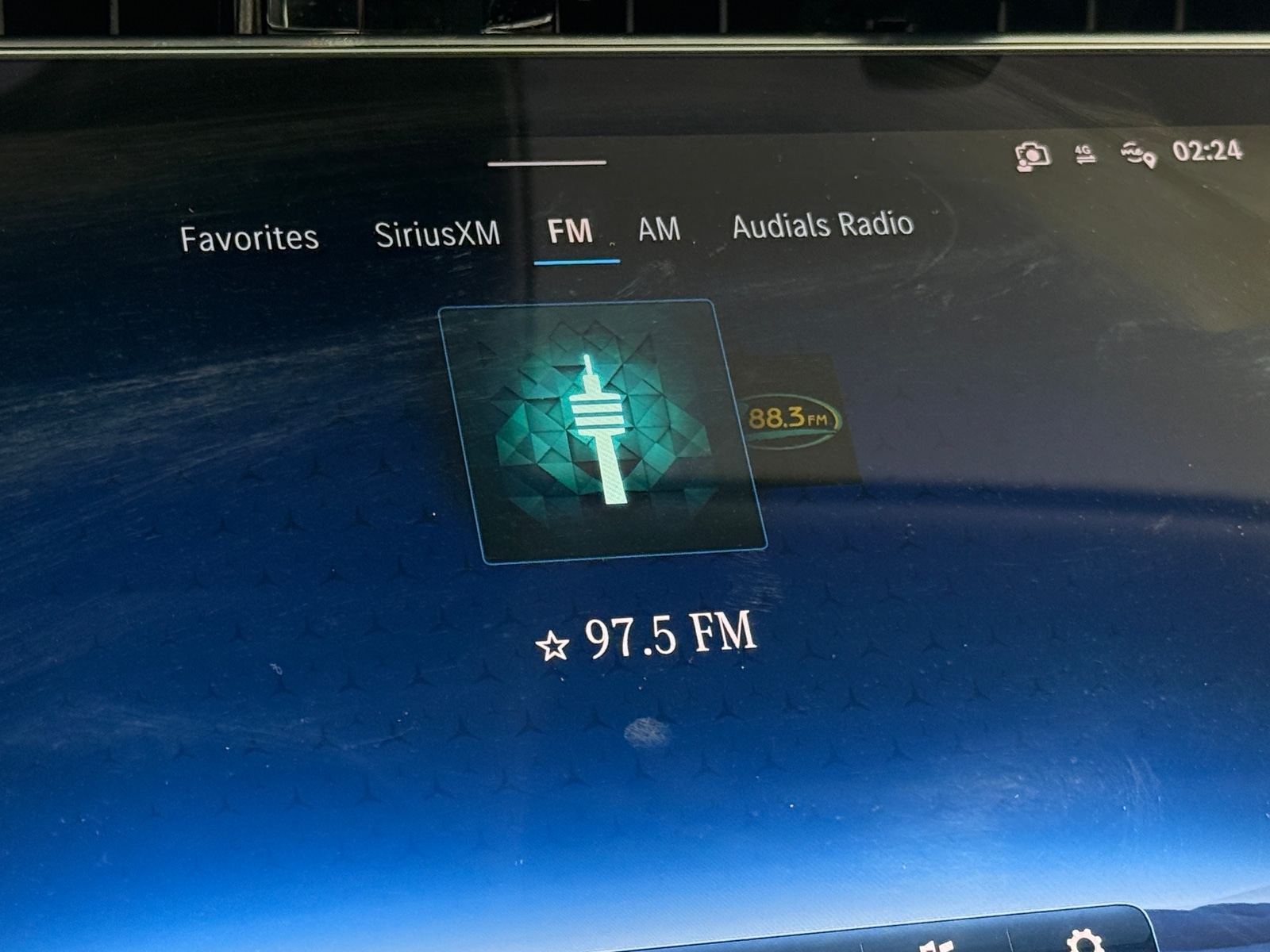 Thumbnail: 2025 Mercedes-Benz E-Class - 3