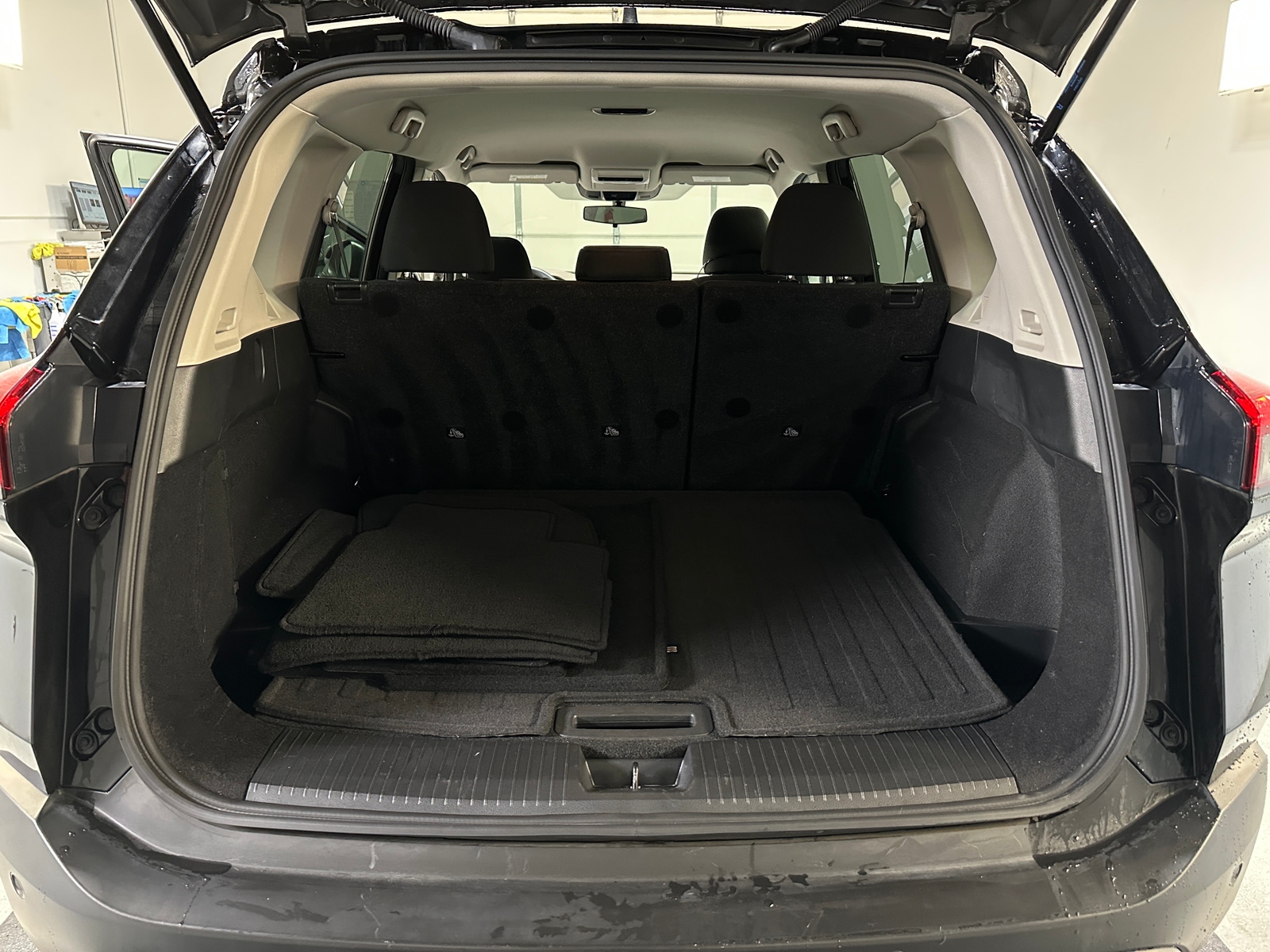 Thumbnail: 2023 Nissan Rogue - 7