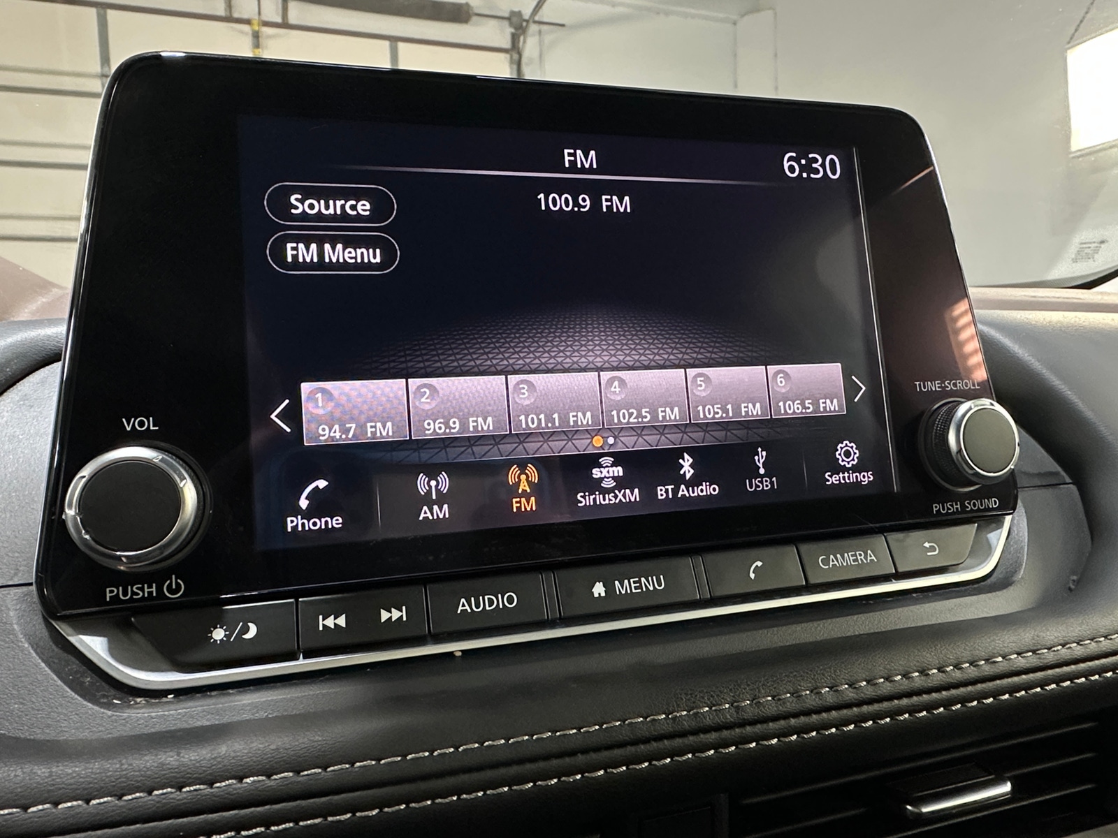 Thumbnail: 2023 Nissan Rogue - 4