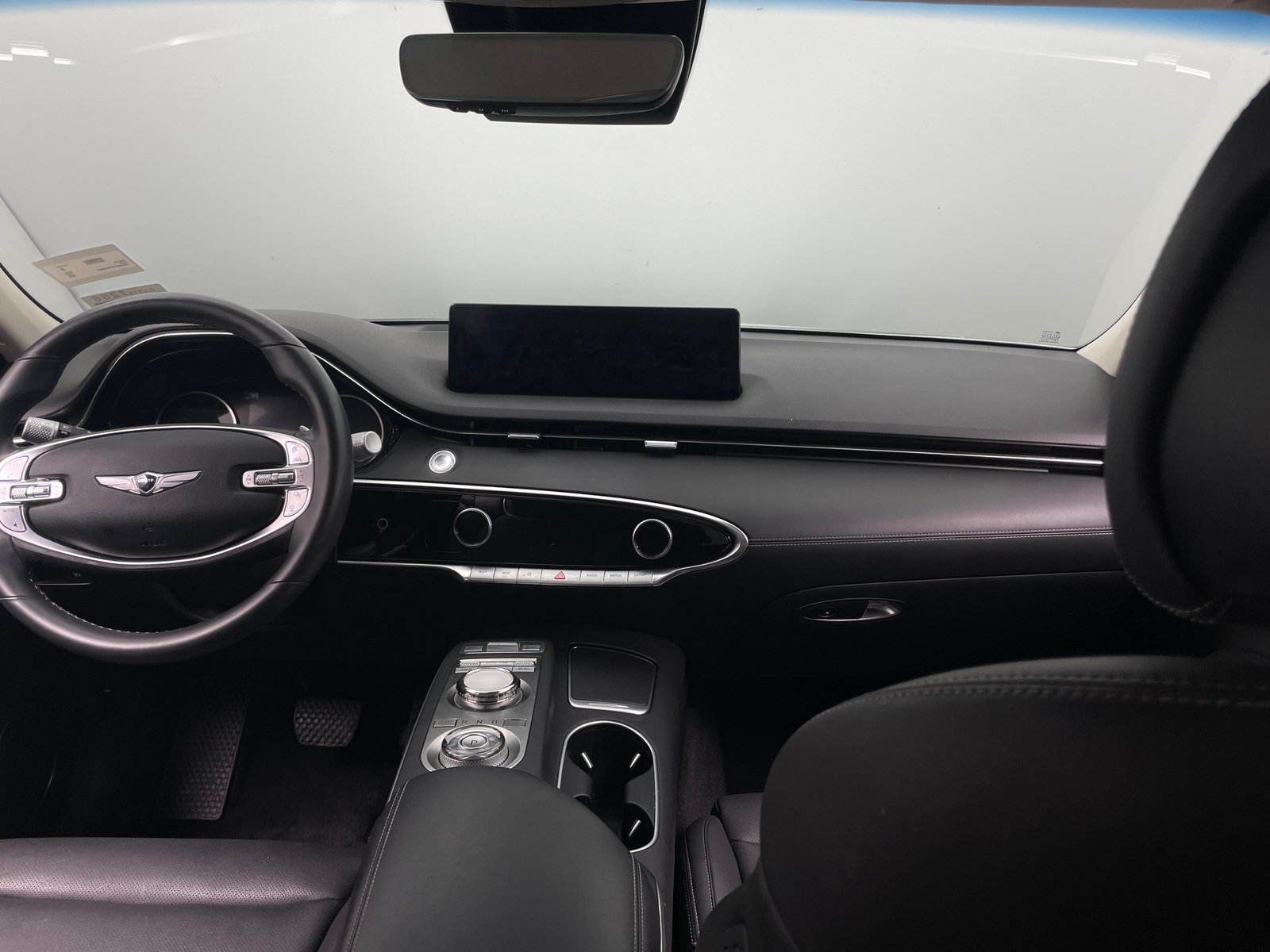 Thumbnail: 2023 Genesis GV70 - 2