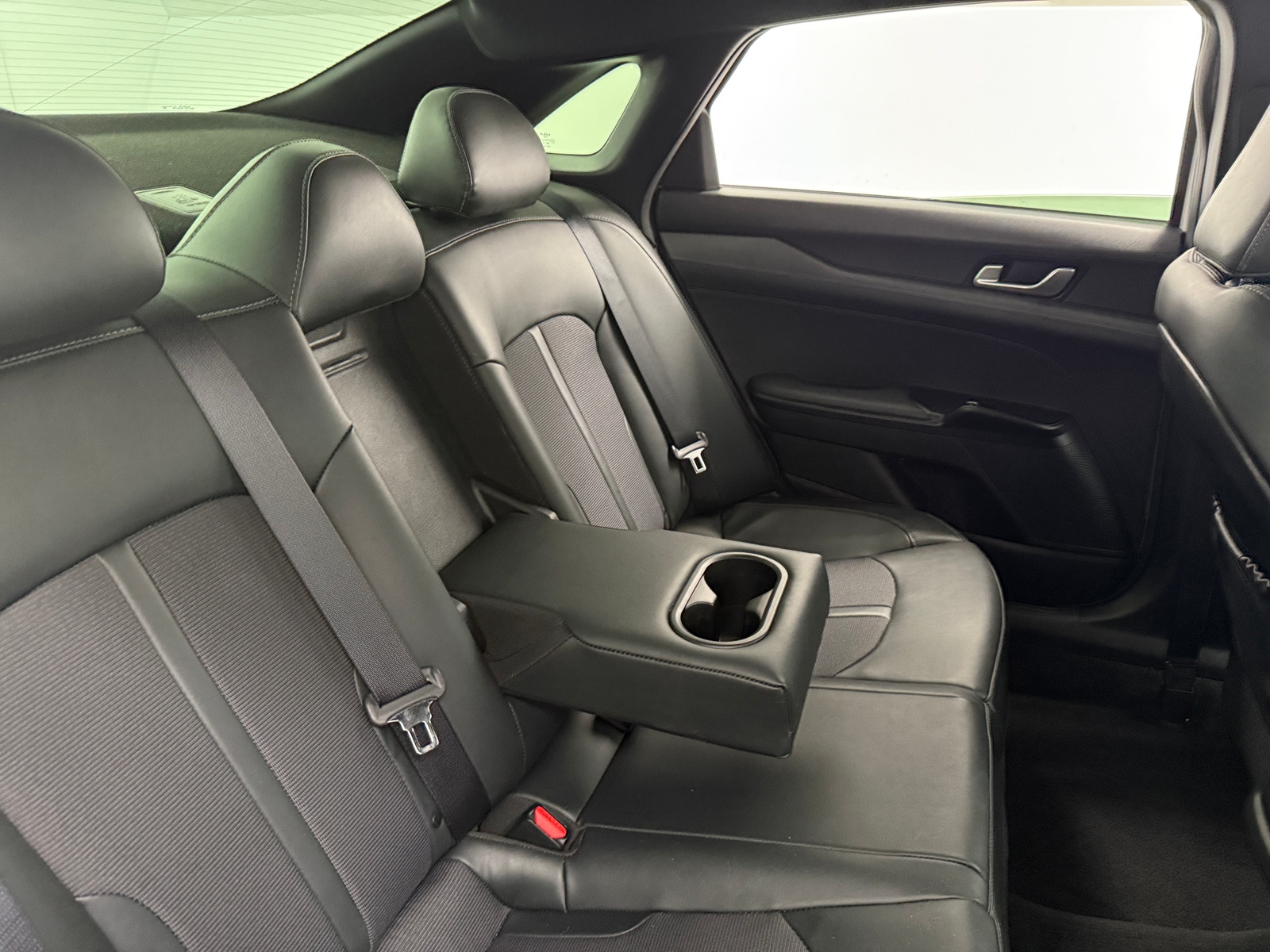 Thumbnail: 2022 Kia K5 - 5