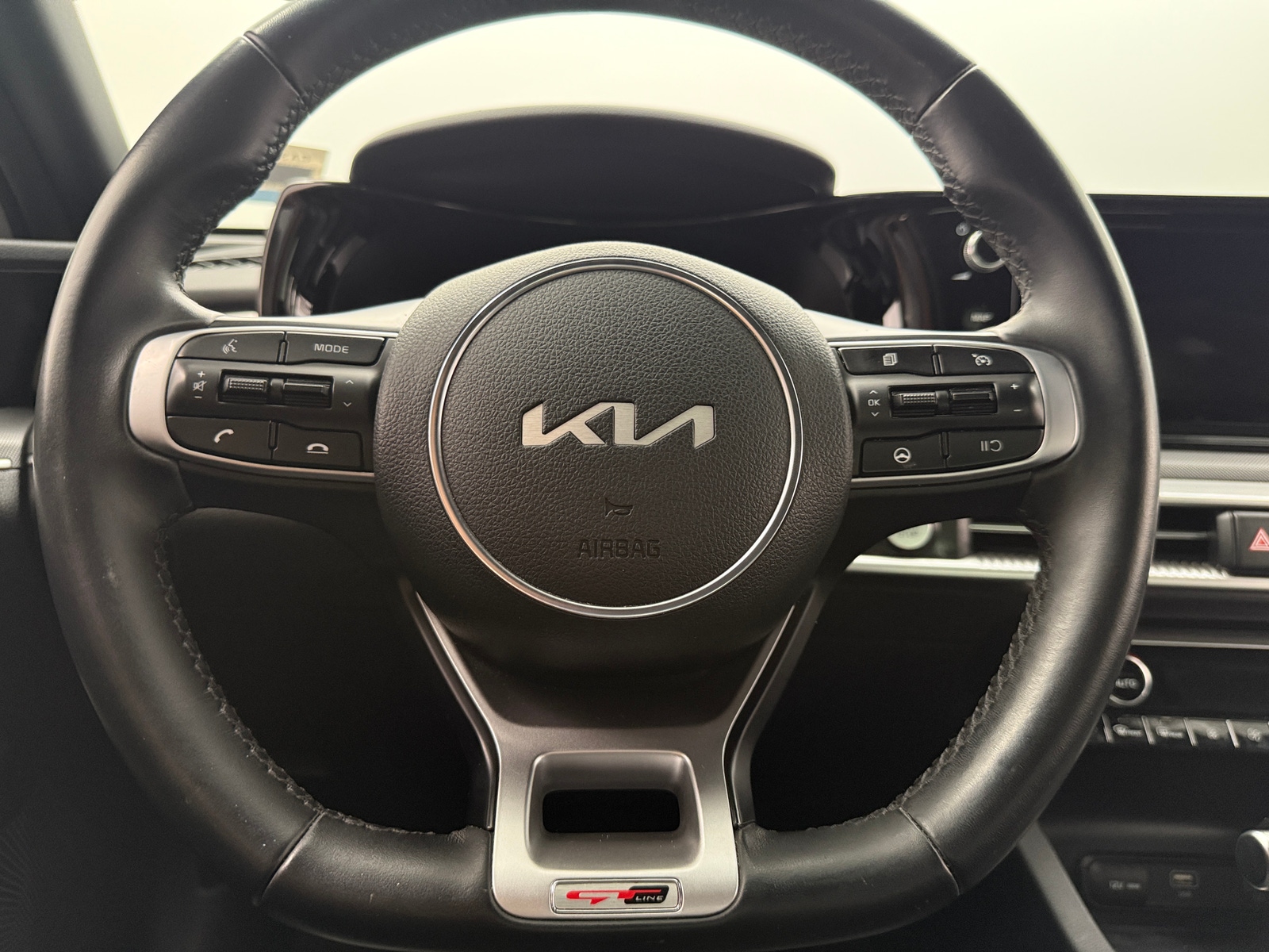 Thumbnail: 2022 Kia K5 - 4