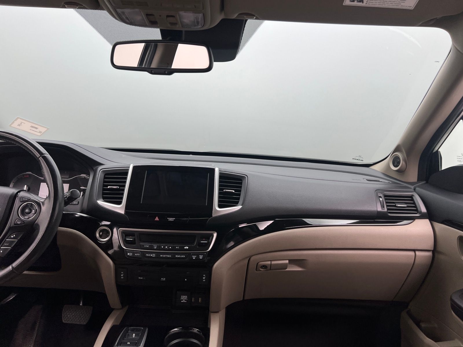 Thumbnail: 2018 Honda Pilot - 2