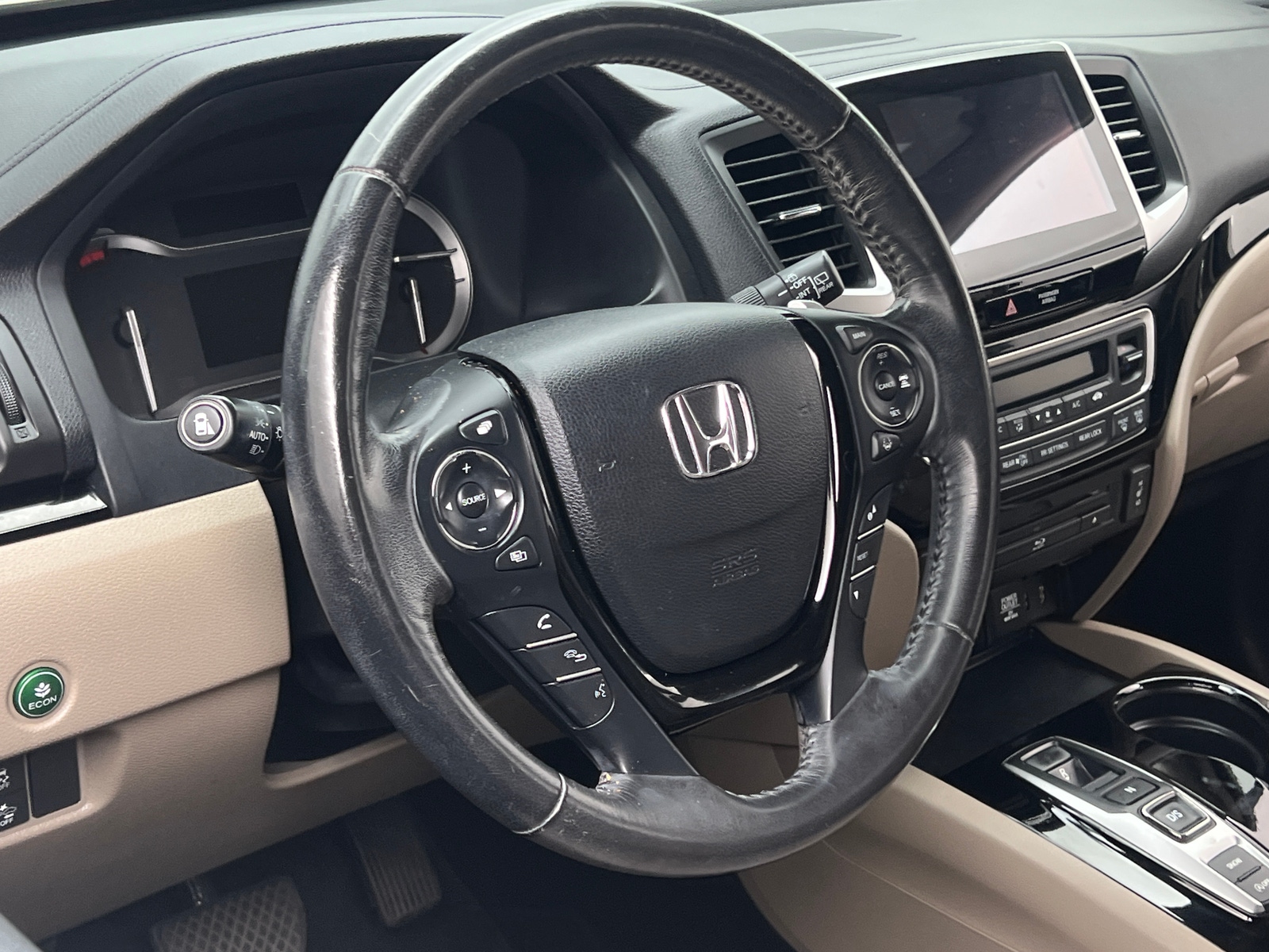 Thumbnail: 2018 Honda Pilot - 4