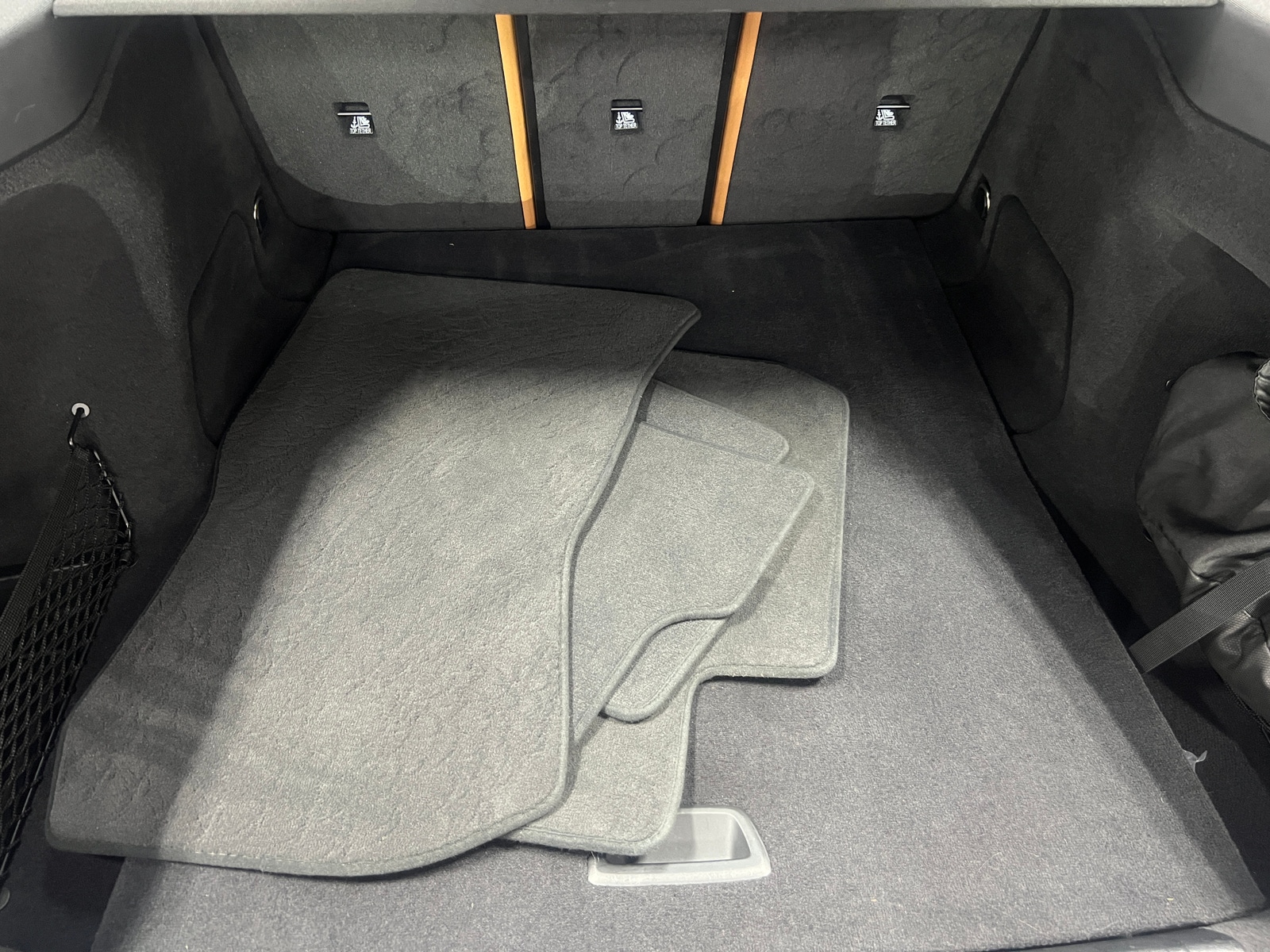 Thumbnail: 2023 BMW i4 - 5