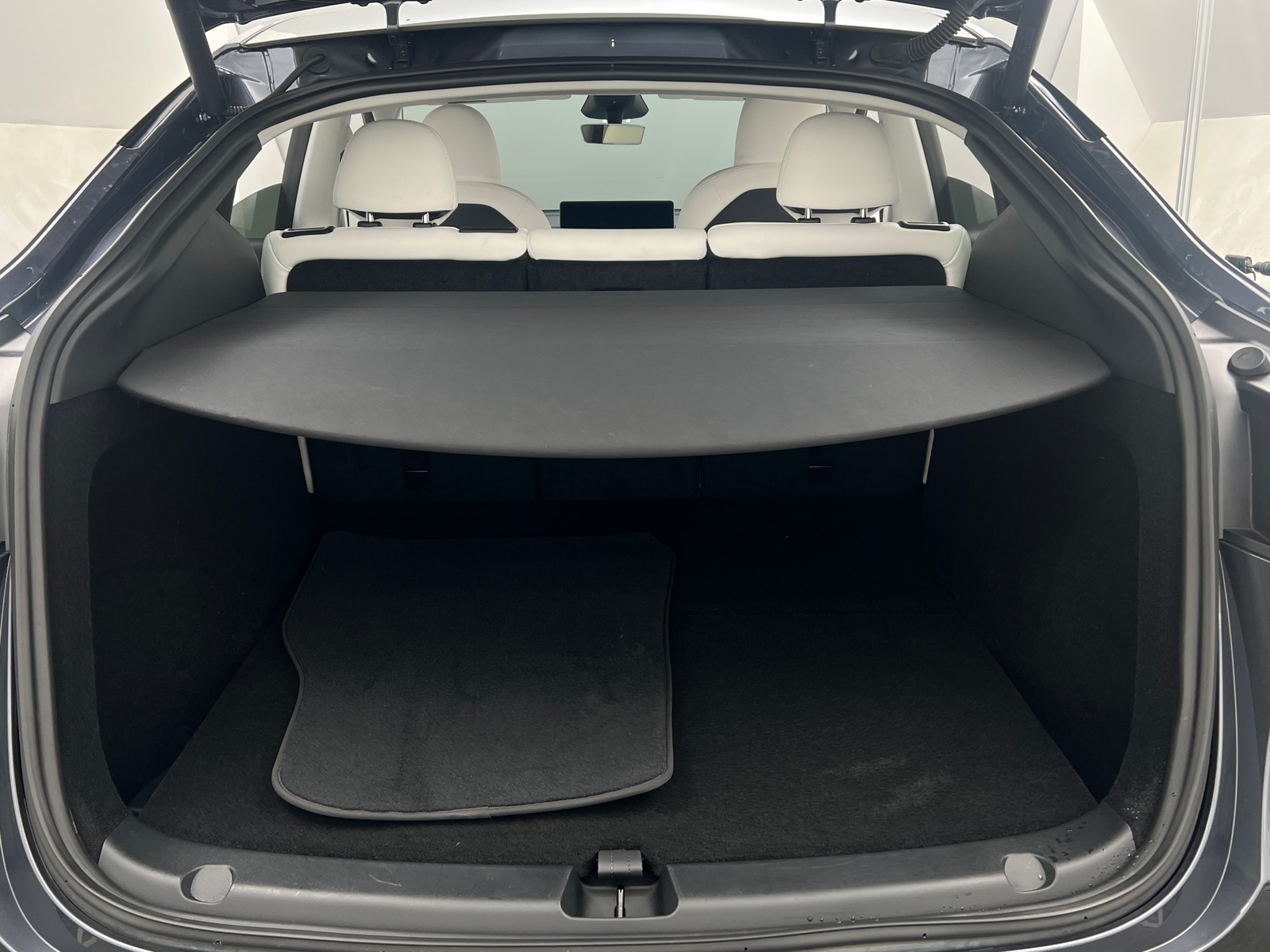 Thumbnail: 2023 Tesla Model Y - 5