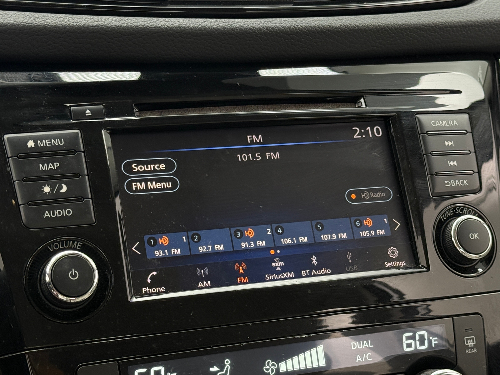 Thumbnail: 2019 Nissan Rogue Sport - 4