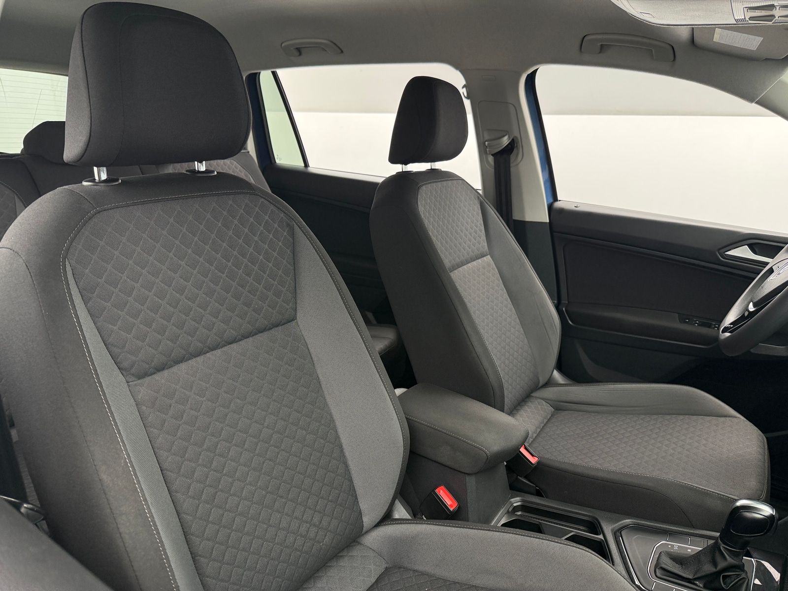 Thumbnail: 2019 Volkswagen Tiguan - 2