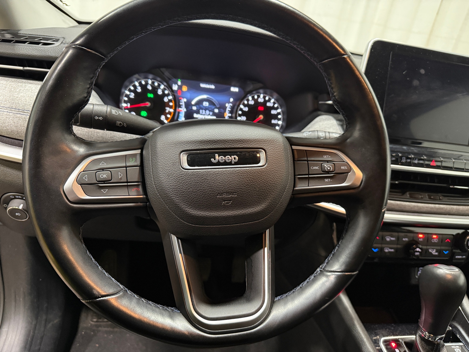 Thumbnail: 2022 Jeep Compass - 4