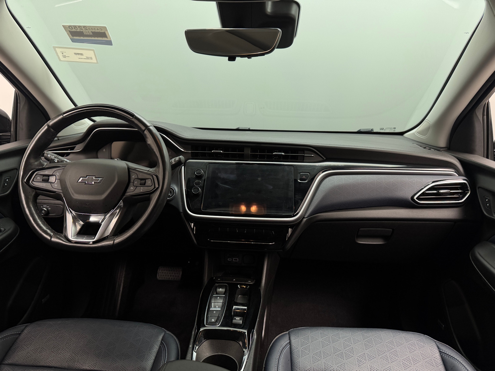 Thumbnail: 2022 Chevrolet Bolt EUV - 2