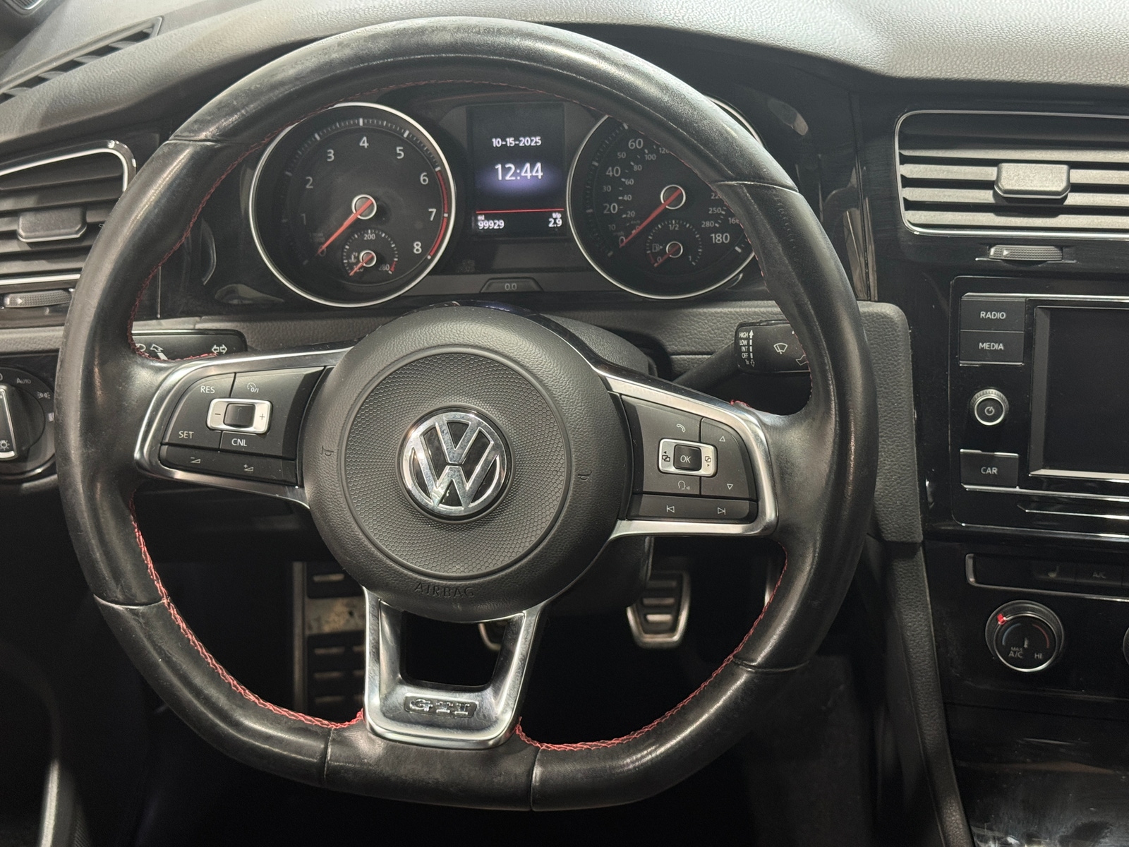 Thumbnail: 2018 Volkswagen Golf - 5