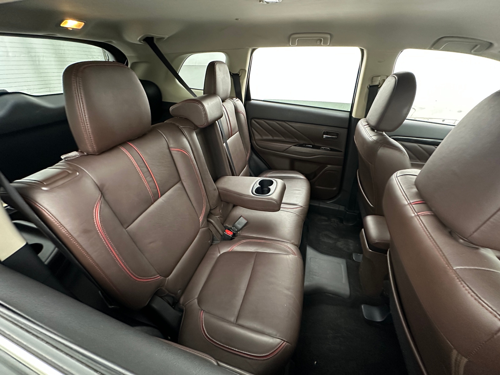 Thumbnail: 2018 Mitsubishi Outlander - 5