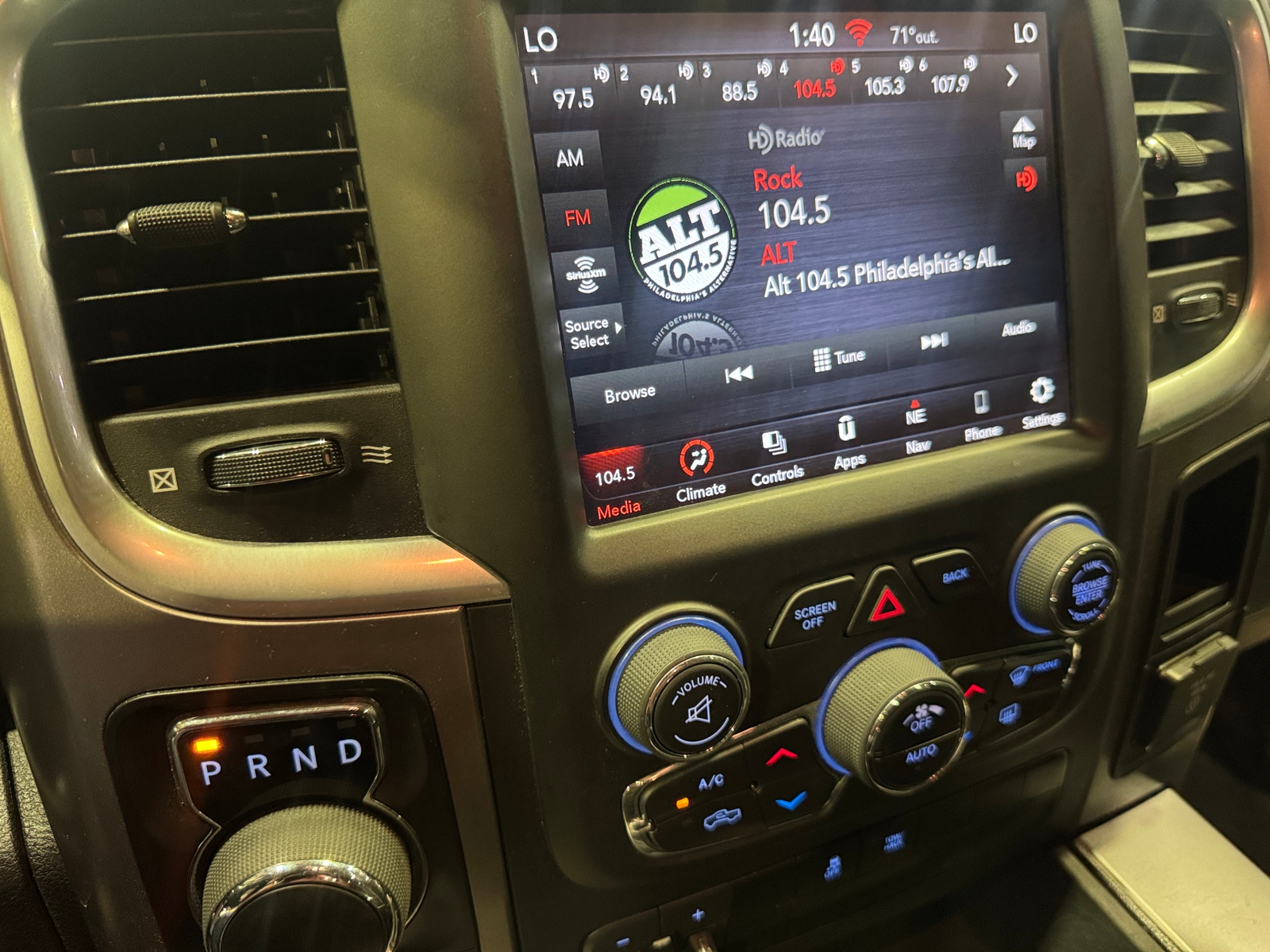 Thumbnail: 2023 RAM 1500 Classic - 4