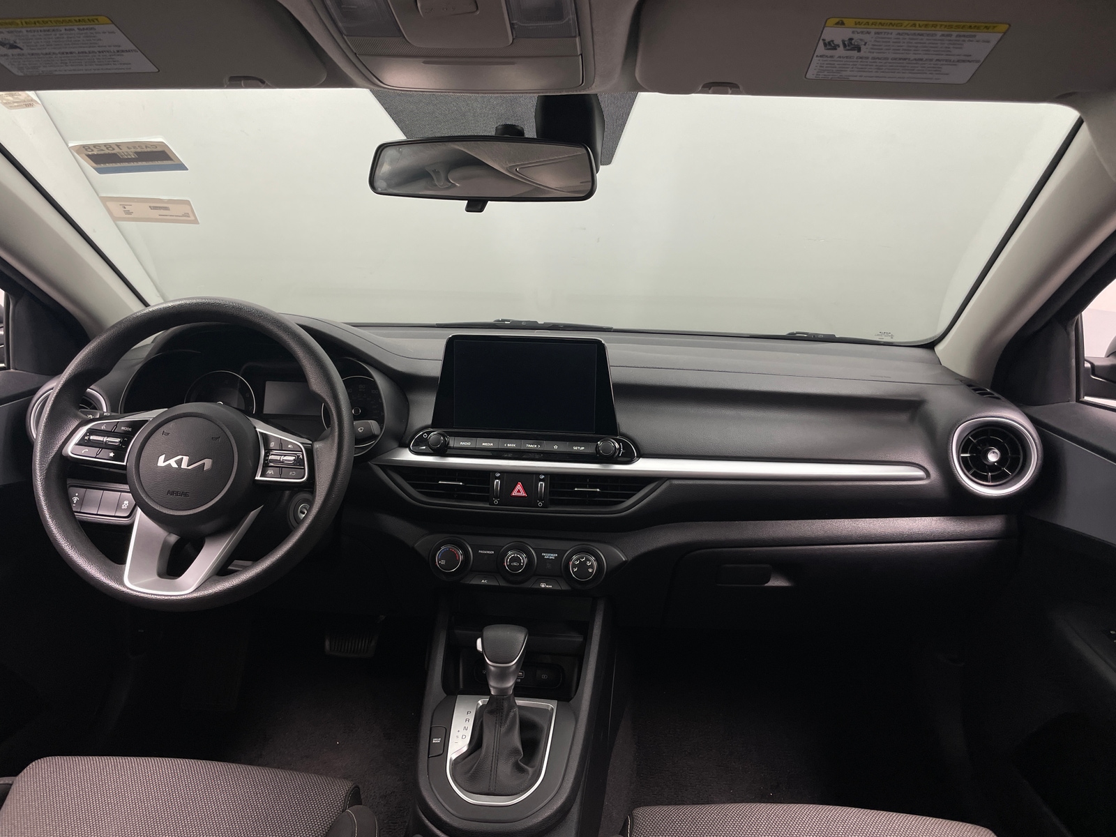 Thumbnail: 2024 Kia Forte - 3