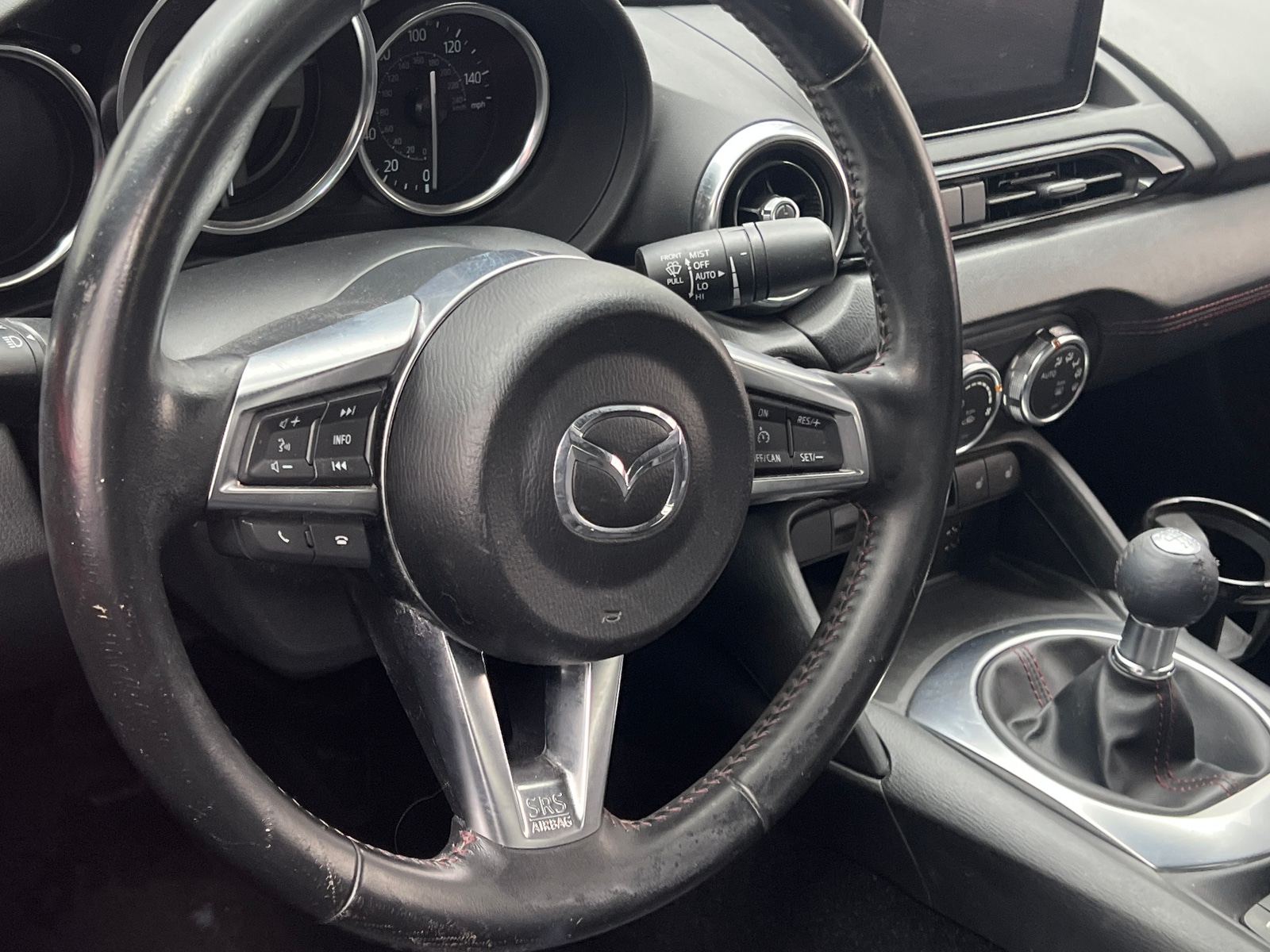 Thumbnail: 2016 Mazda MX-5 Miata - 3