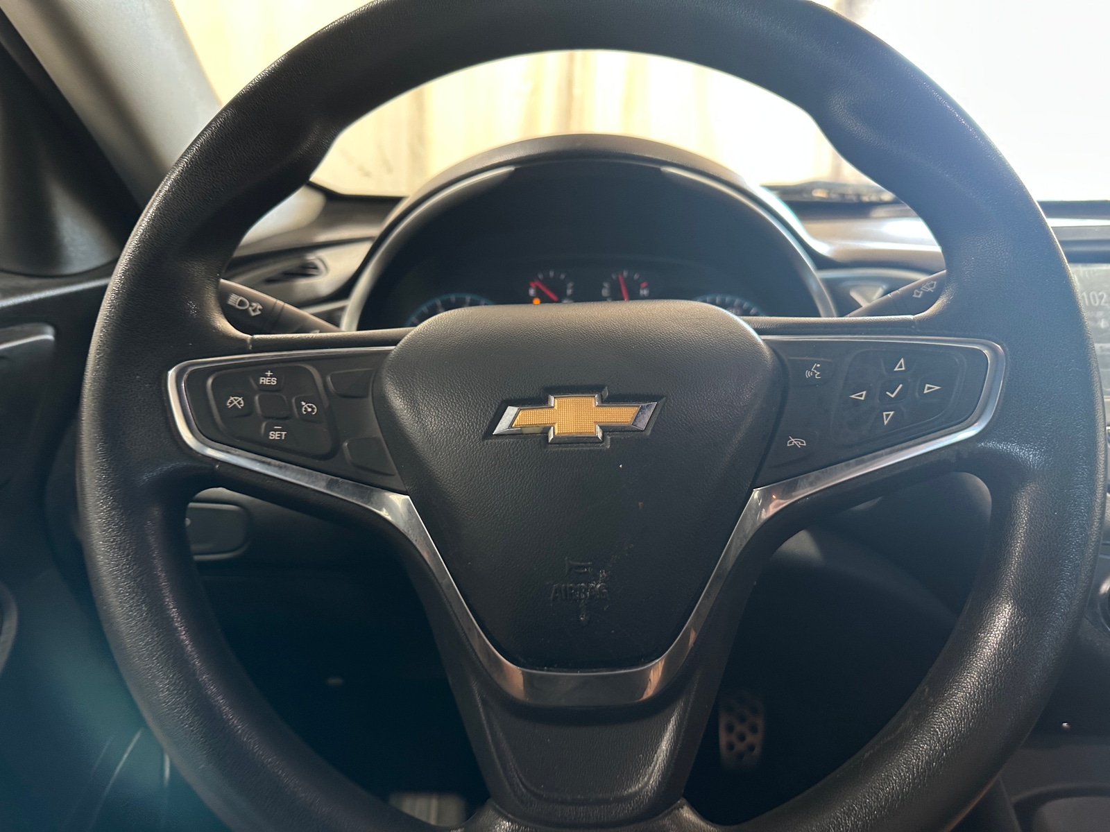 Thumbnail: 2016 Chevrolet Malibu - 5