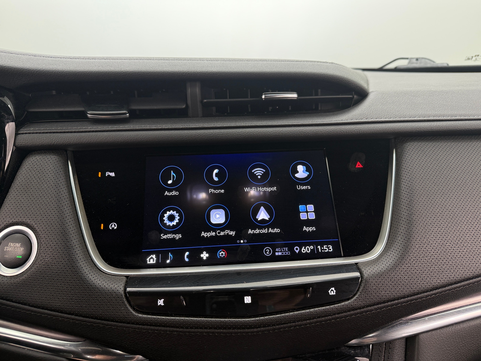 Thumbnail: 2020 Cadillac XT5 - 3