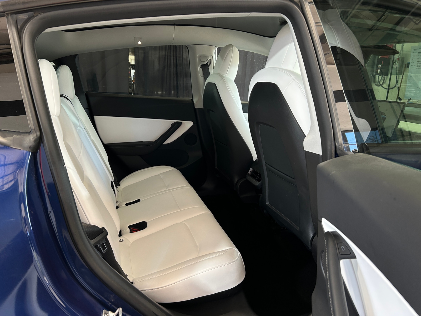 Thumbnail: 2022 Tesla Model Y - 5