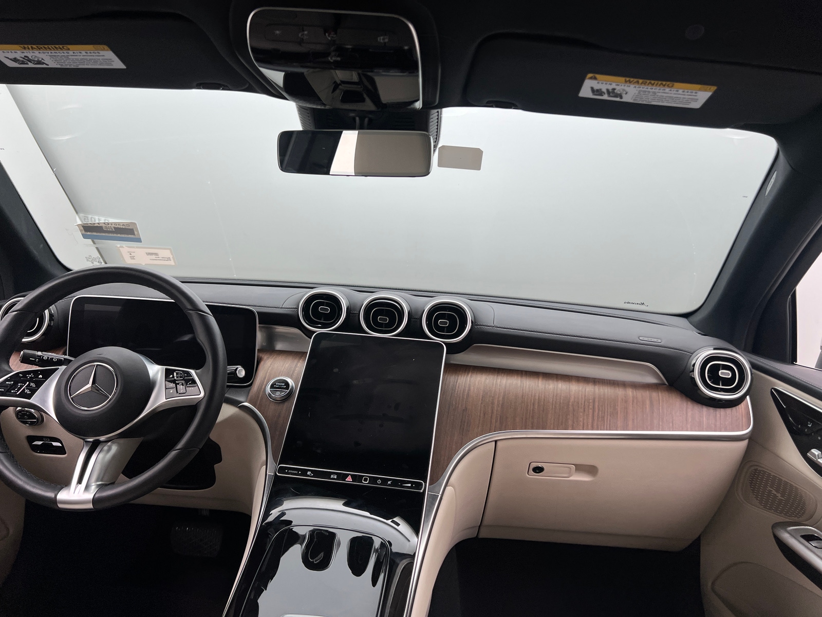 Thumbnail: 2023 Mercedes-Benz GLC - 2